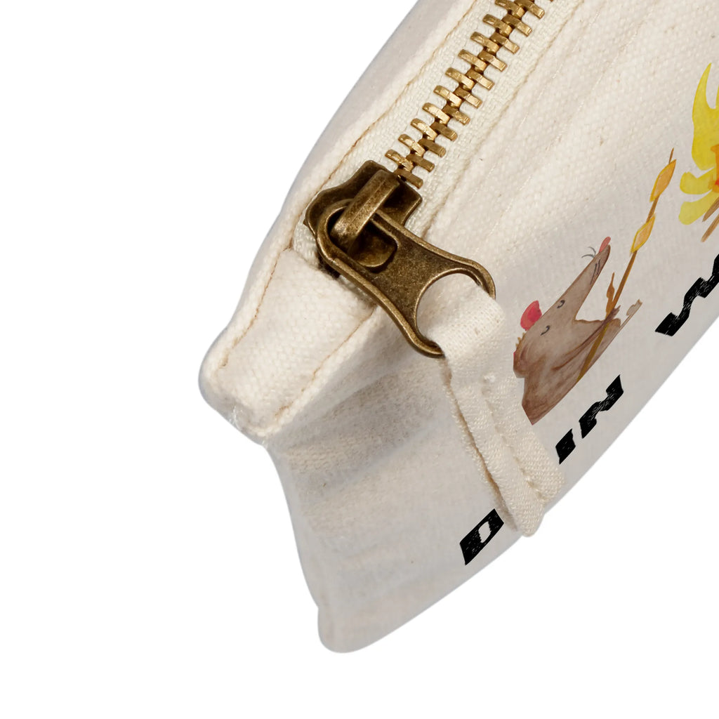 Personalised make-up bag Penguin campfire Schminktasche Für Unterwegs Mit Wunschtext, Kosmetiktasche Personalisiert, Schminktasche Mit Namen, Schminktasche Klein Personalisiert, Schminktasche Für Mädchen Mit Wunschtext, Aufbewahrung Für Schminke Mit Namen, Kosmetiktasche Damen Mit Namen, Personalisierte Schminktasche, Reise-Kosmetiktasche Mit Name, Schminktasche Mit Muster Und Namen, Stiftetasche mit Wunschtext, Schminktasche Blumen Mit Initialen, Kosmetiktasche Organizer Mit Wunschtext, Schminktasche Geschenk Personalisiert, Schminktasche Mit Fächern Personalisiert, Schminktasche Mit Reißverschluss Und Namen, Schminktasche Tiermotiv Mit Namen, Schminktasche Leder Mit Gravur, Schminktasche Zum Aufhängen Mit Name, Kosmetiktasche Zum Mitnehmen Mit Namen, Schminktasche Für Teenager Mit Namen, Kosmetiktasche Für Handtasche Personalisiert, Schminktasche Groß Mit Wunschtext, Kulturbeutel Damen Personalisiert, Stifteaufbewahrung Personalisiert, Schminktasche Stoff Mit Namen, Schminktasche Reise Mit Namen, Schminktasche Mit Wunschtext, Make-Up Tasche Mit Name, Schminktasche Nachhaltig Mit Wunschtext, Schminktasche Für Unterwegs Mit Personalisierung, Schminktäschchen Mit Initialen, Schminkbeutel Mit Gravur, Pinguin, Büro, Job, Neustart, Liebe, Maus, Lebensmotivation, Lebensspruch, Grillen, Feuer, Pinguine, Leben, Marshmallows, Büroalltag, Motivation, Arbeit, Lagerfeuer