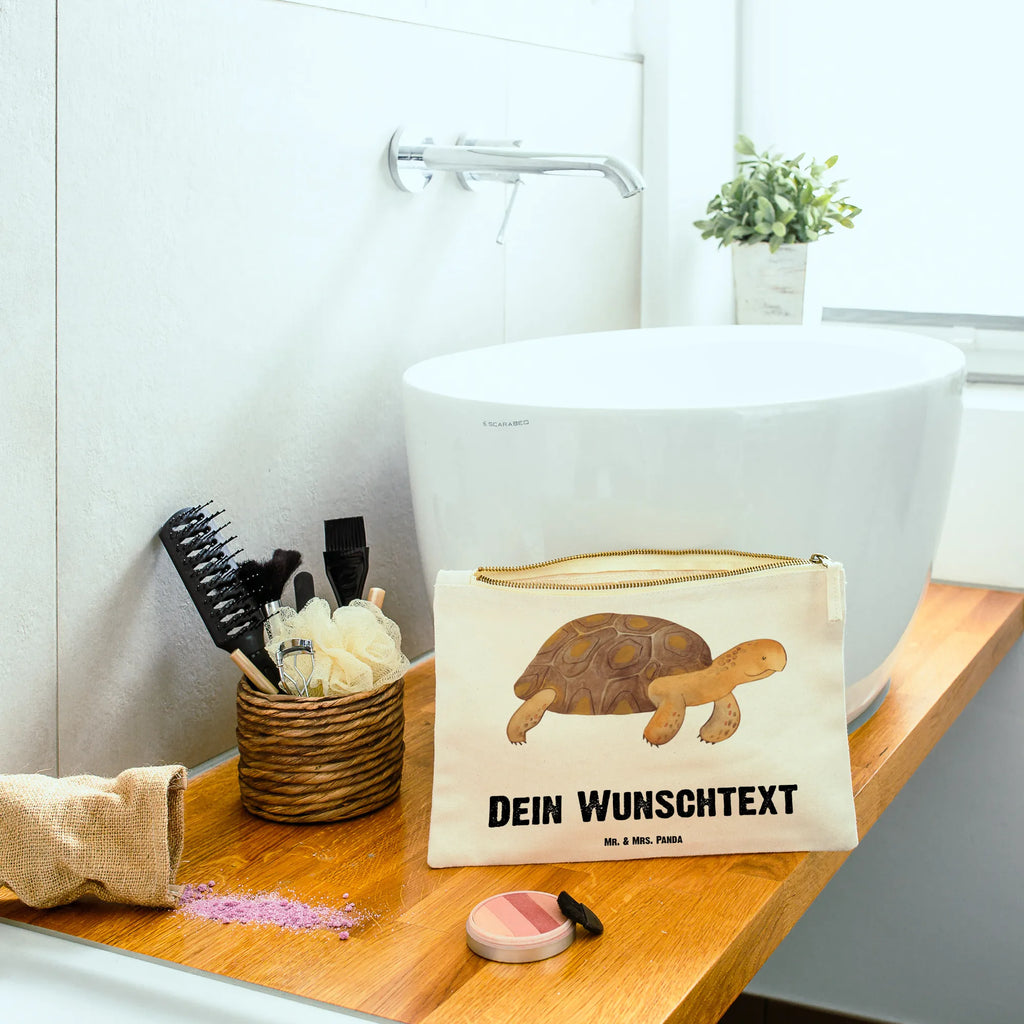 Personalised make-up bag tortoise March Schminktasche Blumen Mit Initialen, Schminktasche Geschenk Personalisiert, Kosmetiktasche Zum Mitnehmen Mit Namen, Kosmetiktasche Personalisiert, Kulturbeutel Damen Personalisiert, Schminktasche Leder Mit Gravur, Schminktasche Klein Personalisiert, Schminktasche Nachhaltig Mit Wunschtext, Schminktasche Mit Wunschtext, Kosmetiktasche Organizer Mit Wunschtext, Stifteaufbewahrung Personalisiert, Schminktasche Mit Namen, Stiftetasche mit Wunschtext, Schminktasche Groß Mit Wunschtext, Schminktasche Zum Aufhängen Mit Name, Schminktasche Für Unterwegs Mit Wunschtext, Personalisierte Schminktasche, Make-Up Tasche Mit Name, Schminktasche Mit Reißverschluss Und Namen, Schminktasche Stoff Mit Namen, Schminktasche Mit Muster Und Namen, Schminktasche Tiermotiv Mit Namen, Schminktasche Für Mädchen Mit Wunschtext, Schminkbeutel Mit Gravur, Reise-Kosmetiktasche Mit Name, Schminktasche Mit Fächern Personalisiert, Schminktäschchen Mit Initialen, Kosmetiktasche Damen Mit Namen, Aufbewahrung Für Schminke Mit Namen, Kosmetiktasche Für Handtasche Personalisiert, Schminktasche Reise Mit Namen, Schminktasche Für Unterwegs Mit Personalisierung, Schminktasche Für Teenager Mit Namen, Meer, Urlaub, Meerestiere, Neustart, Inspiration, Abenteuer, Get Lost, Reiselust, Schildkröte, Schildkröten, Motivation, Lieblingsmensch