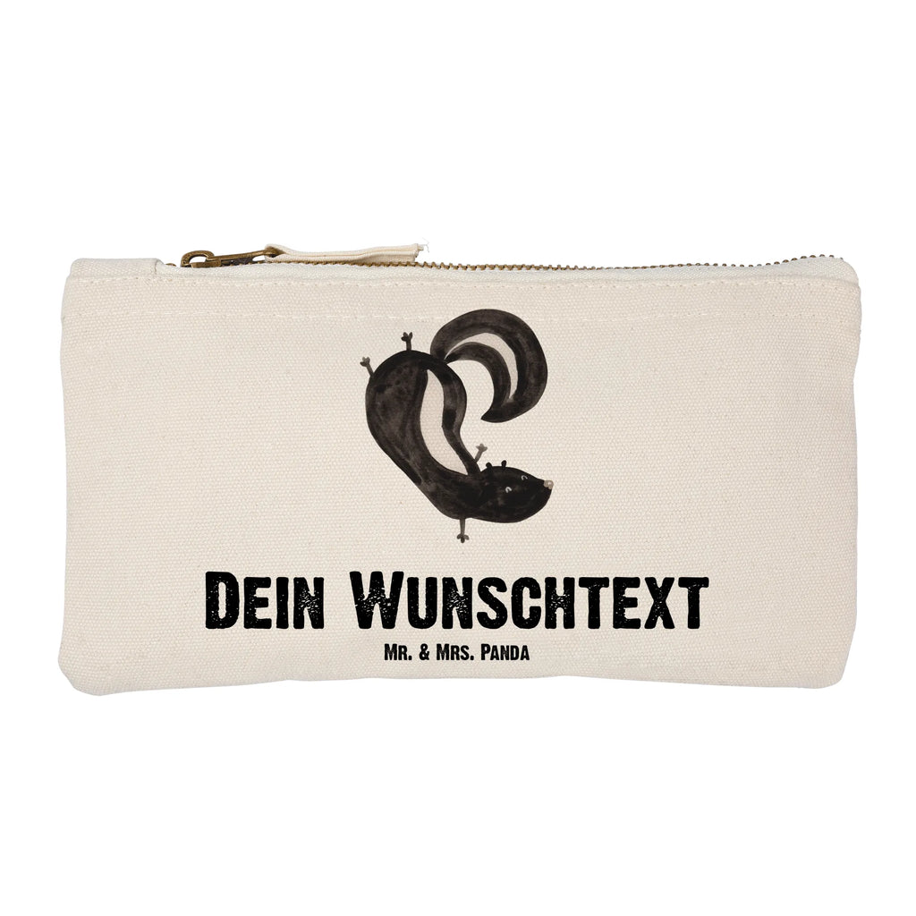 Personalisierte Schminktasche Stinktier Handstand Kosmetiktasche Zum Mitnehmen Mit Namen, Personalisierte Schminktasche, Schminktasche Mit Reißverschluss Und Namen, Schminktasche Mit Namen, Schminktasche Mit Fächern Personalisiert, Schminktasche Für Unterwegs Mit Personalisierung, Schminktasche Mit Muster Und Namen, Make-Up Tasche Mit Name, Kosmetiktasche Personalisiert, Aufbewahrung Für Schminke Mit Namen, Schminktasche Nachhaltig Mit Wunschtext, Schminktasche Für Unterwegs Mit Wunschtext, Kosmetiktasche Für Handtasche Personalisiert, Schminkbeutel Mit Gravur, Schminktasche Geschenk Personalisiert, Schminktasche Blumen Mit Initialen, Stiftetasche mit Wunschtext, Schminktasche Groß Mit Wunschtext, Schminktasche Mit Wunschtext, Schminktasche Reise Mit Namen, Kosmetiktasche Damen Mit Namen, Schminktasche Zum Aufhängen Mit Name, Schminktasche Leder Mit Gravur, Stifteaufbewahrung Personalisiert, Schminktasche Klein Personalisiert, Schminktäschchen Mit Initialen, Reise-Kosmetiktasche Mit Name, Schminktasche Für Teenager Mit Namen, Schminktasche Stoff Mit Namen, Kulturbeutel Damen Personalisiert, Schminktasche Tiermotiv Mit Namen, Kosmetiktasche Organizer Mit Wunschtext, Schminktasche Für Mädchen Mit Wunschtext, Stinktier, Skunk, Stinki, Raubtier, Stinker, Wildtier, Kind, Verpielt, Spielplatz