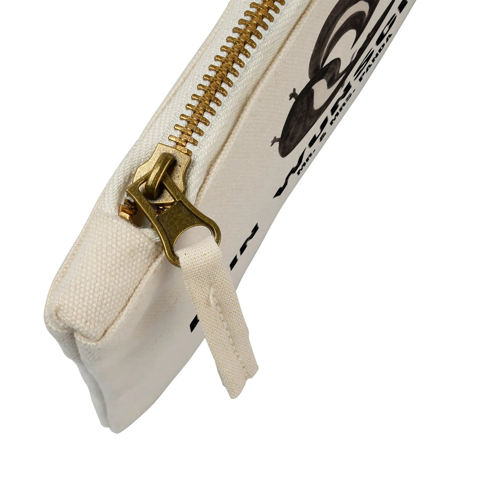 Personalisierte Schminktasche Stinktier Handstand Kosmetiktasche Zum Mitnehmen Mit Namen, Personalisierte Schminktasche, Schminktasche Mit Reißverschluss Und Namen, Schminktasche Mit Namen, Schminktasche Mit Fächern Personalisiert, Schminktasche Für Unterwegs Mit Personalisierung, Schminktasche Mit Muster Und Namen, Make-Up Tasche Mit Name, Kosmetiktasche Personalisiert, Aufbewahrung Für Schminke Mit Namen, Schminktasche Nachhaltig Mit Wunschtext, Schminktasche Für Unterwegs Mit Wunschtext, Kosmetiktasche Für Handtasche Personalisiert, Schminkbeutel Mit Gravur, Schminktasche Geschenk Personalisiert, Schminktasche Blumen Mit Initialen, Stiftetasche mit Wunschtext, Schminktasche Groß Mit Wunschtext, Schminktasche Mit Wunschtext, Schminktasche Reise Mit Namen, Kosmetiktasche Damen Mit Namen, Schminktasche Zum Aufhängen Mit Name, Schminktasche Leder Mit Gravur, Stifteaufbewahrung Personalisiert, Schminktasche Klein Personalisiert, Schminktäschchen Mit Initialen, Reise-Kosmetiktasche Mit Name, Schminktasche Für Teenager Mit Namen, Schminktasche Stoff Mit Namen, Kulturbeutel Damen Personalisiert, Schminktasche Tiermotiv Mit Namen, Kosmetiktasche Organizer Mit Wunschtext, Schminktasche Für Mädchen Mit Wunschtext, Stinktier, Skunk, Stinki, Raubtier, Stinker, Wildtier, Kind, Verpielt, Spielplatz