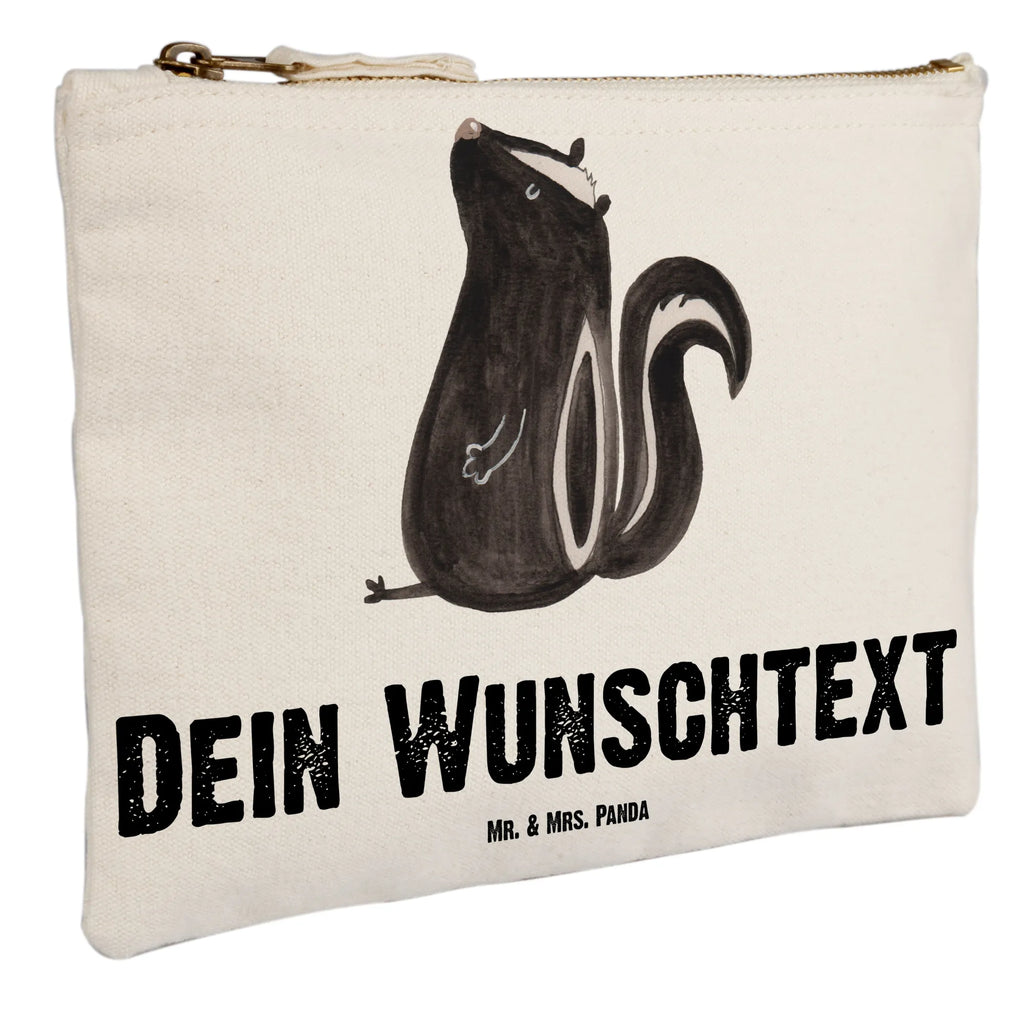 Personalisierte Schminktasche Stinktier Sitzen Schminktasche Für Unterwegs Mit Personalisierung, Personalisierte Schminktasche, Schminktasche Zum Aufhängen Mit Name, Schminktasche Klein Personalisiert, Kulturbeutel Damen Personalisiert, Schminktasche Mit Muster Und Namen, Kosmetiktasche Damen Mit Namen, Schminktasche Groß Mit Wunschtext, Stifteaufbewahrung Personalisiert, Schminktasche Reise Mit Namen, Kosmetiktasche Für Handtasche Personalisiert, Schminktasche Tiermotiv Mit Namen, Schminktasche Mit Reißverschluss Und Namen, Schminktasche Für Unterwegs Mit Wunschtext, Schminktasche Leder Mit Gravur, Make-Up Tasche Mit Name, Kosmetiktasche Zum Mitnehmen Mit Namen, Schminktasche Mit Namen, Schminktasche Nachhaltig Mit Wunschtext, Schminktasche Mit Wunschtext, Schminktasche Für Mädchen Mit Wunschtext, Schminktäschchen Mit Initialen, Kosmetiktasche Personalisiert, Schminktasche Geschenk Personalisiert, Schminktasche Stoff Mit Namen, Schminktasche Für Teenager Mit Namen, Schminkbeutel Mit Gravur, Schminktasche Blumen Mit Initialen, Reise-Kosmetiktasche Mit Name, Aufbewahrung Für Schminke Mit Namen, Schminktasche Mit Fächern Personalisiert, Stiftetasche mit Wunschtext, Kosmetiktasche Organizer Mit Wunschtext, Stinktier, Skunk, Wildtier, Besserwisser, Spruch, Raubtier, Stinker, Stinki, Büro, Recht