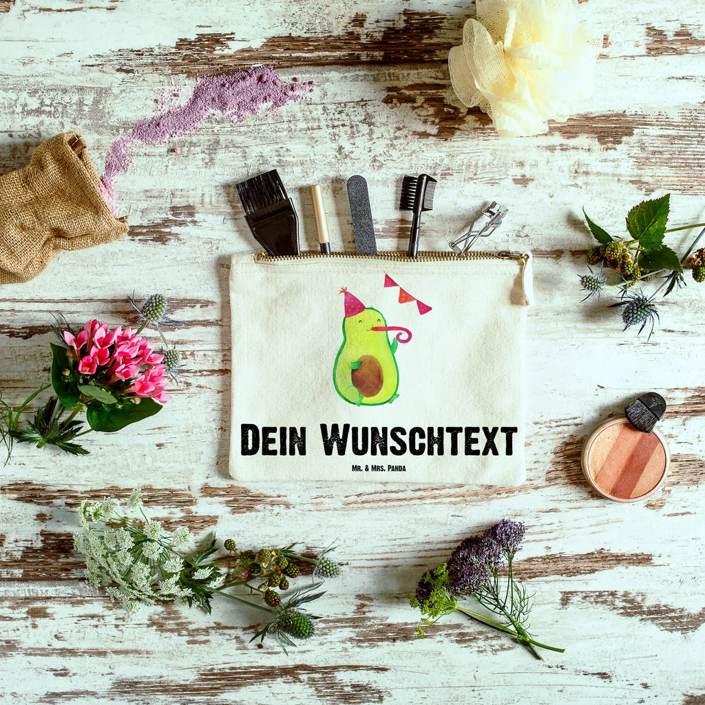 Personalisierte Schminktasche Avocado Party Schminktasche Geschenk Personalisiert, Kosmetiktasche Personalisiert, Schminkbeutel Mit Gravur, Schminktasche Blumen Mit Initialen, Schminktasche Mit Fächern Personalisiert, Reise-Kosmetiktasche Mit Name, Aufbewahrung Für Schminke Mit Namen, Schminktasche Mit Namen, Stiftetasche mit Wunschtext, Schminktasche Mit Reißverschluss Und Namen, Kosmetiktasche Organizer Mit Wunschtext, Schminktasche Für Teenager Mit Namen, Kosmetiktasche Für Handtasche Personalisiert, Schminktasche Reise Mit Namen, Schminktasche Mit Wunschtext, Stifteaufbewahrung Personalisiert, Kosmetiktasche Zum Mitnehmen Mit Namen, Schminktasche Zum Aufhängen Mit Name, Schminktasche Für Unterwegs Mit Wunschtext, Personalisierte Schminktasche, Kulturbeutel Damen Personalisiert, Schminktasche Leder Mit Gravur, Schminktasche Tiermotiv Mit Namen, Schminktäschchen Mit Initialen, Schminktasche Klein Personalisiert, Kosmetiktasche Damen Mit Namen, Make-Up Tasche Mit Name, Schminktasche Nachhaltig Mit Wunschtext, Schminktasche Für Unterwegs Mit Personalisierung, Schminktasche Mit Muster Und Namen, Schminktasche Groß Mit Wunschtext, Schminktasche Für Mädchen Mit Wunschtext, Schminktasche Stoff Mit Namen, Avocado, Veggie, Vegan, Gesund, Avocados, Feierei, Schulabschluss, Jubiläum, Geburtstag, Jahrestag, Feier, Lieblingstag, Bestanden, Abi, Geburtstagsfeier, Party, Abschluss, Firmenfeier, Abifeier, Happy Birthday, Klassenfeier, Prüfung