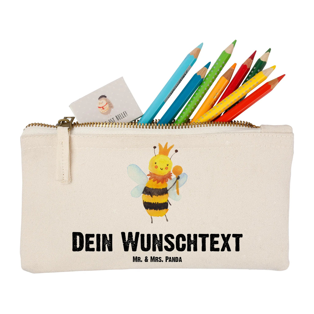 Personalisierte Schminktasche Biene König Schminktasche Stoff Mit Namen, Schminktasche Blumen Mit Initialen, Schminktasche Nachhaltig Mit Wunschtext, Schminktasche Reise Mit Namen, Schminktasche Mit Reißverschluss Und Namen, Kulturbeutel Damen Personalisiert, Kosmetiktasche Personalisiert, Schminktasche Für Unterwegs Mit Wunschtext, Reise-Kosmetiktasche Mit Name, Schminktäschchen Mit Initialen, Schminktasche Tiermotiv Mit Namen, Stifteaufbewahrung Personalisiert, Kosmetiktasche Damen Mit Namen, Schminktasche Zum Aufhängen Mit Name, Schminktasche Groß Mit Wunschtext, Schminktasche Für Teenager Mit Namen, Schminktasche Mit Wunschtext, Schminktasche Geschenk Personalisiert, Schminkbeutel Mit Gravur, Schminktasche Mit Muster Und Namen, Schminktasche Leder Mit Gravur, Schminktasche Für Mädchen Mit Wunschtext, Schminktasche Klein Personalisiert, Kosmetiktasche Zum Mitnehmen Mit Namen, Kosmetiktasche Organizer Mit Wunschtext, Kosmetiktasche Für Handtasche Personalisiert, Stiftetasche mit Wunschtext, Aufbewahrung Für Schminke Mit Namen, Schminktasche Für Unterwegs Mit Personalisierung, Make-Up Tasche Mit Name, Personalisierte Schminktasche, Schminktasche Mit Namen, Schminktasche Mit Fächern Personalisiert, Biene, Wespe, Hummel