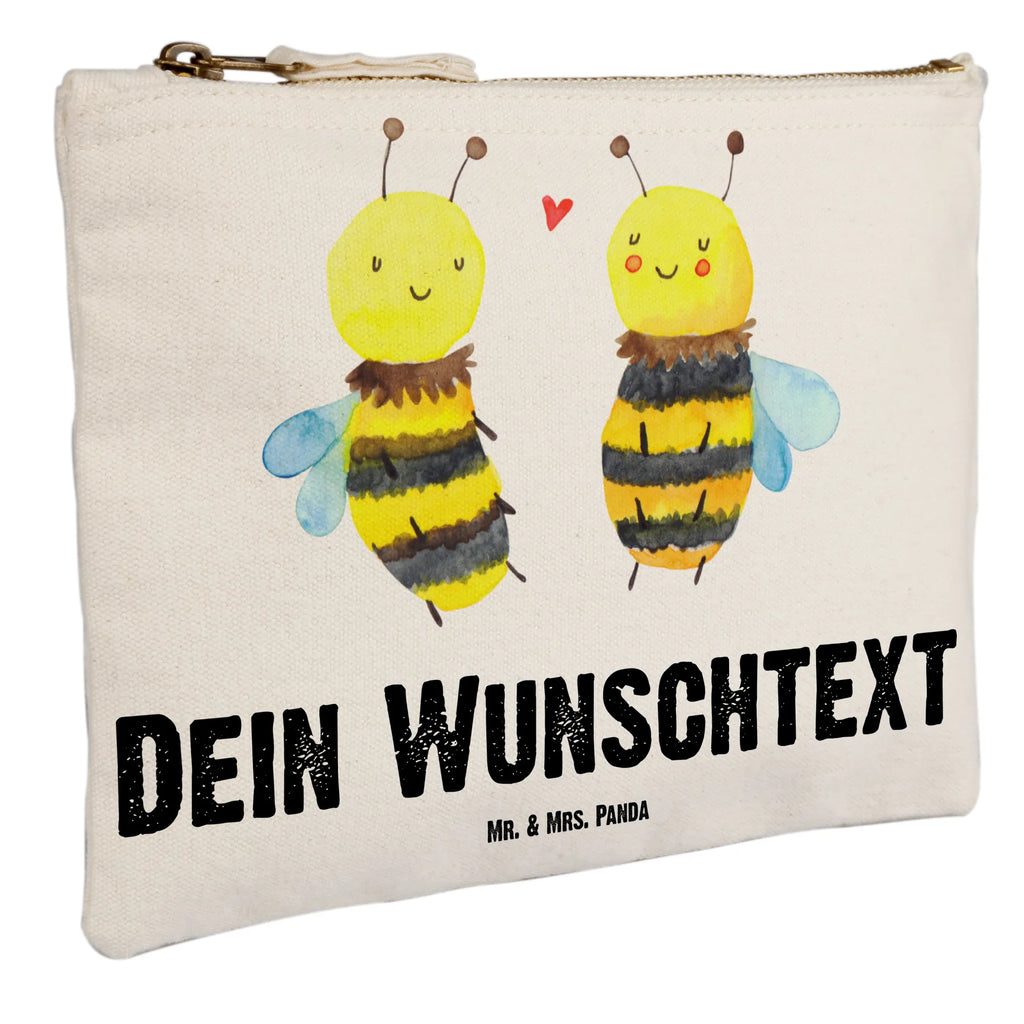 Personalised make-up bag bee In love Schminktasche Geschenk Personalisiert, Schminktasche Nachhaltig Mit Wunschtext, Schminktasche Groß Mit Wunschtext, Schminktasche Stoff Mit Namen, Personalisierte Schminktasche, Schminktasche Für Unterwegs Mit Personalisierung, Schminktasche Tiermotiv Mit Namen, Schminktasche Für Mädchen Mit Wunschtext, Schminktasche Zum Aufhängen Mit Name, Schminktasche Leder Mit Gravur, Schminktasche Mit Reißverschluss Und Namen, Schminkbeutel Mit Gravur, Schminktasche Mit Namen, Kosmetiktasche Personalisiert, Schminktasche Für Unterwegs Mit Wunschtext, Schminktasche Reise Mit Namen, Schminktasche Für Teenager Mit Namen, Schminktasche Blumen Mit Initialen, Kosmetiktasche Damen Mit Namen, Kosmetiktasche Zum Mitnehmen Mit Namen, Schminktäschchen Mit Initialen, Kosmetiktasche Für Handtasche Personalisiert, Make-Up Tasche Mit Name, Stifteaufbewahrung Personalisiert, Reise-Kosmetiktasche Mit Name, Kosmetiktasche Organizer Mit Wunschtext, Kulturbeutel Damen Personalisiert, Schminktasche Mit Fächern Personalisiert, Schminktasche Mit Muster Und Namen, Schminktasche Klein Personalisiert, Aufbewahrung Für Schminke Mit Namen, Schminktasche Mit Wunschtext, Stiftetasche mit Wunschtext, Biene, Wespe, Hummel