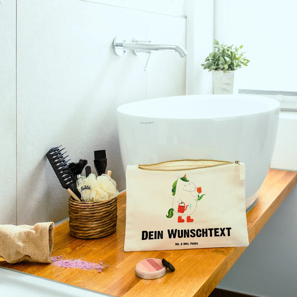 Personalised make-up bag unicorn gardener Schminktasche Mit Wunschtext, Make-Up Tasche Mit Name, Reise-Kosmetiktasche Mit Name, Schminktasche Nachhaltig Mit Wunschtext, Schminktasche Mit Reißverschluss Und Namen, Kosmetiktasche Personalisiert, Kosmetiktasche Zum Mitnehmen Mit Namen, Schminktasche Für Mädchen Mit Wunschtext, Schminktasche Mit Fächern Personalisiert, Schminktasche Geschenk Personalisiert, Schminktasche Mit Muster Und Namen, Stiftetasche mit Wunschtext, Schminktasche Tiermotiv Mit Namen, Kosmetiktasche Damen Mit Namen, Kulturbeutel Damen Personalisiert, Schminktasche Leder Mit Gravur, Schminktasche Für Unterwegs Mit Wunschtext, Schminktasche Groß Mit Wunschtext, Stifteaufbewahrung Personalisiert, Kosmetiktasche Für Handtasche Personalisiert, Schminktasche Klein Personalisiert, Schminktasche Zum Aufhängen Mit Name, Schminktasche Reise Mit Namen, Schminktasche Mit Namen, Schminktasche Für Unterwegs Mit Personalisierung, Kosmetiktasche Organizer Mit Wunschtext, Personalisierte Schminktasche, Schminkbeutel Mit Gravur, Schminktasche Blumen Mit Initialen, Schminktasche Stoff Mit Namen, Aufbewahrung Für Schminke Mit Namen, Schminktasche Für Teenager Mit Namen, Schminktäschchen Mit Initialen, Einhorn, Einhörner, Einhorn Deko, Unicorn, Luftballon, Lebenslust, Freude, Blume, Stiefel, Giesskanne, Gießkanne, Garten, Freundin