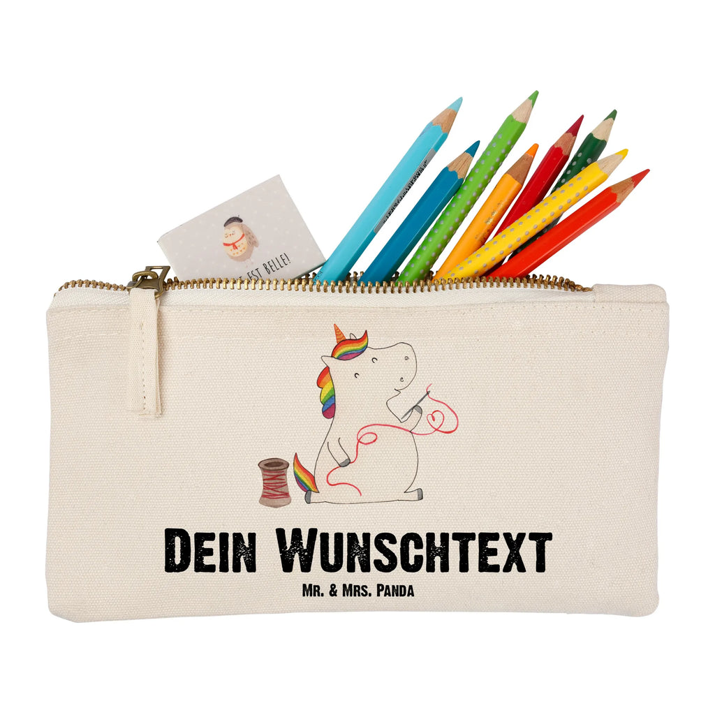 Personalisierte Schminktasche Einhorn Näherin Schminktasche Mit Reißverschluss Und Namen, Schminktasche Für Unterwegs Mit Wunschtext, Schminktasche Nachhaltig Mit Wunschtext, Schminktasche Mit Muster Und Namen, Schminktasche Für Teenager Mit Namen, Schminktasche Für Unterwegs Mit Personalisierung, Schminktasche Zum Aufhängen Mit Name, Kosmetiktasche Damen Mit Namen, Aufbewahrung Für Schminke Mit Namen, Schminktasche Mit Wunschtext, Schminktasche Mit Fächern Personalisiert, Schminktasche Mit Namen, Schminktasche Klein Personalisiert, Schminktäschchen Mit Initialen, Make-Up Tasche Mit Name, Kosmetiktasche Personalisiert, Stifteaufbewahrung Personalisiert, Schminktasche Groß Mit Wunschtext, Kosmetiktasche Für Handtasche Personalisiert, Schminktasche Leder Mit Gravur, Schminktasche Reise Mit Namen, Stiftetasche mit Wunschtext, Schminktasche Für Mädchen Mit Wunschtext, Kosmetiktasche Zum Mitnehmen Mit Namen, Kulturbeutel Damen Personalisiert, Schminktasche Tiermotiv Mit Namen, Schminktasche Blumen Mit Initialen, Personalisierte Schminktasche, Reise-Kosmetiktasche Mit Name, Schminkbeutel Mit Gravur, Schminktasche Geschenk Personalisiert, Kosmetiktasche Organizer Mit Wunschtext, Schminktasche Stoff Mit Namen, Unicorn, Einhorn, Einhörner, Einhorn Deko, Näherin, Nähzimmer, Freundin, Stricken, Mädchen, Häkeln, Basteln, Nähen