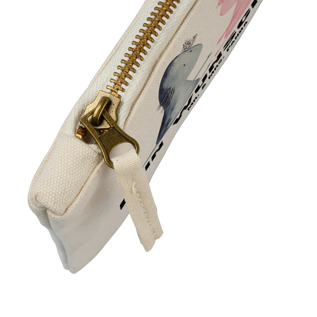 Personalisierte Schminktasche Axolotl Liebe Schminktasche Für Mädchen Mit Wunschtext, Schminktasche Für Unterwegs Mit Personalisierung, Kosmetiktasche Organizer Mit Wunschtext, Make-Up Tasche Mit Name, Schminktasche Leder Mit Gravur, Kulturbeutel Damen Personalisiert, Schminktasche Stoff Mit Namen, Aufbewahrung Für Schminke Mit Namen, Schminktasche Mit Wunschtext, Schminktasche Geschenk Personalisiert, Schminktasche Tiermotiv Mit Namen, Schminktasche Groß Mit Wunschtext, Kosmetiktasche Damen Mit Namen, Schminktasche Klein Personalisiert, Schminkbeutel Mit Gravur, Schminktasche Zum Aufhängen Mit Name, Kosmetiktasche Für Handtasche Personalisiert, Schminktasche Für Teenager Mit Namen, Personalisierte Schminktasche, Schminktasche Mit Reißverschluss Und Namen, Schminktasche Nachhaltig Mit Wunschtext, Schminktasche Blumen Mit Initialen, Stiftetasche mit Wunschtext, Reise-Kosmetiktasche Mit Name, Schminktasche Mit Namen, Schminktasche Mit Muster Und Namen, Kosmetiktasche Personalisiert, Schminktasche Reise Mit Namen, Schminktasche Für Unterwegs Mit Wunschtext, Schminktäschchen Mit Initialen, Schminktasche Mit Fächern Personalisiert, Stifteaufbewahrung Personalisiert, Kosmetiktasche Zum Mitnehmen Mit Namen, Axolotl, Molch, Ehemann, Valentinstag, Schwanzlurch, Liebesbeweis, große Liebe, Lurche, Freund, Lurch, Axolot, Liebe, Jahrestag, Verlobter