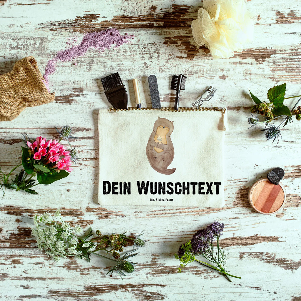Personalisierte Schminktasche Otter Muschel Schminktasche Blumen Mit Initialen, Schminktasche Groß Mit Wunschtext, Kulturbeutel Damen Personalisiert, Schminktasche Mit Namen, Kosmetiktasche Personalisiert, Schminkbeutel Mit Gravur, Schminktasche Nachhaltig Mit Wunschtext, Kosmetiktasche Damen Mit Namen, Schminktasche Tiermotiv Mit Namen, Schminktasche Leder Mit Gravur, Kosmetiktasche Für Handtasche Personalisiert, Schminktasche Klein Personalisiert, Schminktasche Mit Fächern Personalisiert, Stiftetasche mit Wunschtext, Aufbewahrung Für Schminke Mit Namen, Schminktasche Stoff Mit Namen, Kosmetiktasche Zum Mitnehmen Mit Namen, Schminktasche Für Teenager Mit Namen, Personalisierte Schminktasche, Stifteaufbewahrung Personalisiert, Schminktasche Für Unterwegs Mit Wunschtext, Schminktasche Reise Mit Namen, Kosmetiktasche Organizer Mit Wunschtext, Make-Up Tasche Mit Name, Schminktasche Für Mädchen Mit Wunschtext, Schminktasche Mit Muster Und Namen, Schminktasche Mit Wunschtext, Reise-Kosmetiktasche Mit Name, Schminktasche Für Unterwegs Mit Personalisierung, Schminktasche Zum Aufhängen Mit Name, Schminktasche Mit Reißverschluss Und Namen, Schminktasche Geschenk Personalisiert, Schminktäschchen Mit Initialen, Otter, Fischotter, Seeotter, grübeln, träumen, Büro, Tagträumen, Motivation, Otterliebe