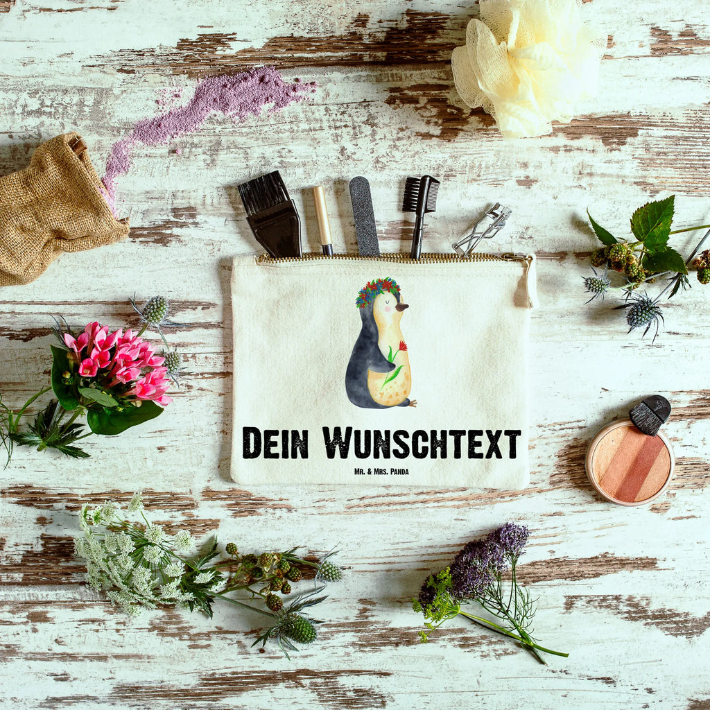 Personalisierte Schminktasche Pinguin Blumen Schminktasche Groß Mit Wunschtext, Schminktasche Nachhaltig Mit Wunschtext, Schminktasche Für Unterwegs Mit Wunschtext, Schminkbeutel Mit Gravur, Schminktasche Mit Wunschtext, Schminktasche Mit Fächern Personalisiert, Schminktasche Leder Mit Gravur, Schminktasche Für Unterwegs Mit Personalisierung, Schminktasche Für Teenager Mit Namen, Schminktasche Mit Muster Und Namen, Stifteaufbewahrung Personalisiert, Personalisierte Schminktasche, Kosmetiktasche Für Handtasche Personalisiert, Kosmetiktasche Zum Mitnehmen Mit Namen, Stiftetasche mit Wunschtext, Kulturbeutel Damen Personalisiert, Schminktasche Klein Personalisiert, Schminktäschchen Mit Initialen, Schminktasche Reise Mit Namen, Schminktasche Zum Aufhängen Mit Name, Kosmetiktasche Damen Mit Namen, Schminktasche Mit Reißverschluss Und Namen, Schminktasche Stoff Mit Namen, Make-Up Tasche Mit Name, Schminktasche Mit Namen, Kosmetiktasche Personalisiert, Schminktasche Blumen Mit Initialen, Aufbewahrung Für Schminke Mit Namen, Schminktasche Geschenk Personalisiert, Schminktasche Tiermotiv Mit Namen, Reise-Kosmetiktasche Mit Name, Schminktasche Für Mädchen Mit Wunschtext, Kosmetiktasche Organizer Mit Wunschtext, Pinguin, Lebenslust, Wünsche, Lebensziele, Universum, Leben, Liebeskummer, Motivation, Blumenkranz, Geschenkidee, Pinguine, Ziele