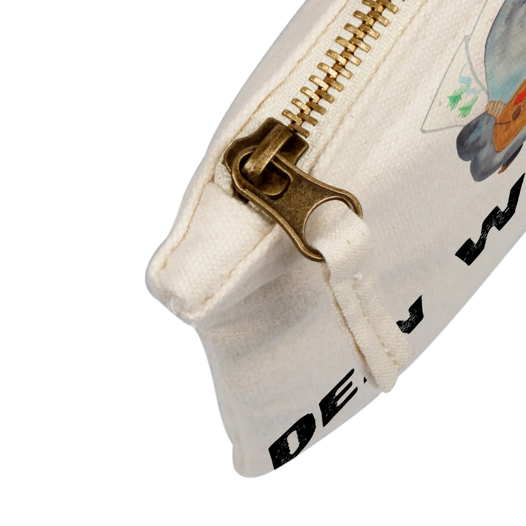 Personalised make-up bag Penguin & Mouse Hiker Schminktasche Für Mädchen Mit Wunschtext, Schminktasche Für Teenager Mit Namen, Schminktasche Mit Wunschtext, Schminktasche Stoff Mit Namen, Schminktäschchen Mit Initialen, Schminktasche Leder Mit Gravur, Schminktasche Mit Muster Und Namen, Schminktasche Mit Namen, Schminktasche Zum Aufhängen Mit Name, Make-Up Tasche Mit Name, Reise-Kosmetiktasche Mit Name, Schminktasche Groß Mit Wunschtext, Kosmetiktasche Personalisiert, Stifteaufbewahrung Personalisiert, Schminktasche Nachhaltig Mit Wunschtext, Aufbewahrung Für Schminke Mit Namen, Kosmetiktasche Zum Mitnehmen Mit Namen, Schminktasche Tiermotiv Mit Namen, Schminktasche Klein Personalisiert, Schminktasche Für Unterwegs Mit Personalisierung, Kosmetiktasche Damen Mit Namen, Schminktasche Blumen Mit Initialen, Personalisierte Schminktasche, Stiftetasche mit Wunschtext, Schminkbeutel Mit Gravur, Schminktasche Für Unterwegs Mit Wunschtext, Schminktasche Mit Fächern Personalisiert, Kosmetiktasche Organizer Mit Wunschtext, Schminktasche Reise Mit Namen, Kulturbeutel Damen Personalisiert, Schminktasche Geschenk Personalisiert, Schminktasche Mit Reißverschluss Und Namen, Kosmetiktasche Für Handtasche Personalisiert, Pinguin, Wanderlust, Abenteurer, Roadtrip, Pinguine, wandern, Abenteuer, Ausflug