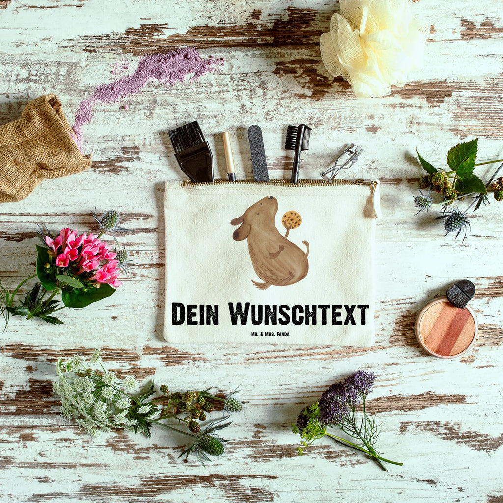 Personalised make-up bag Dog biscuit Kosmetiktasche Organizer Mit Wunschtext, Aufbewahrung Für Schminke Mit Namen, Kulturbeutel Damen Personalisiert, Kosmetiktasche Personalisiert, Schminktasche Groß Mit Wunschtext, Schminktasche Für Unterwegs Mit Wunschtext, Schminktasche Für Teenager Mit Namen, Make-Up Tasche Mit Name, Reise-Kosmetiktasche Mit Name, Stiftetasche mit Wunschtext, Schminktasche Klein Personalisiert, Schminkbeutel Mit Gravur, Schminktasche Mit Fächern Personalisiert, Schminktasche Mit Wunschtext, Schminktasche Stoff Mit Namen, Stifteaufbewahrung Personalisiert, Schminktasche Für Mädchen Mit Wunschtext, Schminktäschchen Mit Initialen, Schminktasche Mit Muster Und Namen, Kosmetiktasche Damen Mit Namen, Schminktasche Blumen Mit Initialen, Schminktasche Für Unterwegs Mit Personalisierung, Kosmetiktasche Zum Mitnehmen Mit Namen, Schminktasche Tiermotiv Mit Namen, Schminktasche Mit Reißverschluss Und Namen, Schminktasche Mit Namen, Schminktasche Nachhaltig Mit Wunschtext, Schminktasche Zum Aufhängen Mit Name, Schminktasche Leder Mit Gravur, Personalisierte Schminktasche, Kosmetiktasche Für Handtasche Personalisiert, Schminktasche Reise Mit Namen, Schminktasche Geschenk Personalisiert, Hund, Hundemotiv, Haustier, Hunderasse, Tierliebhaber, Hundebesitzer, Sprüche, Hundeleckerli, Leckerli, Hundekekse, Hundesnacks