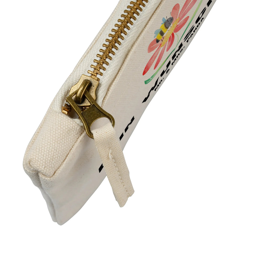 Personalisierte Schminktasche Hummel Blume Kosmetiktasche Damen Mit Namen, Stiftetasche mit Wunschtext, Schminktasche Tiermotiv Mit Namen, Kosmetiktasche Personalisiert, Schminktasche Nachhaltig Mit Wunschtext, Kosmetiktasche Zum Mitnehmen Mit Namen, Kulturbeutel Damen Personalisiert, Schminktasche Klein Personalisiert, Schminktäschchen Mit Initialen, Schminktasche Mit Namen, Schminktasche Mit Muster Und Namen, Schminktasche Mit Wunschtext, Reise-Kosmetiktasche Mit Name, Schminktasche Zum Aufhängen Mit Name, Schminktasche Für Teenager Mit Namen, Personalisierte Schminktasche, Stifteaufbewahrung Personalisiert, Schminktasche Für Unterwegs Mit Wunschtext, Schminktasche Leder Mit Gravur, Make-Up Tasche Mit Name, Schminktasche Für Unterwegs Mit Personalisierung, Schminktasche Mit Fächern Personalisiert, Kosmetiktasche Für Handtasche Personalisiert, Schminktasche Geschenk Personalisiert, Schminktasche Reise Mit Namen, Schminktasche Mit Reißverschluss Und Namen, Schminktasche Für Mädchen Mit Wunschtext, Schminktasche Stoff Mit Namen, Schminktasche Groß Mit Wunschtext, Aufbewahrung Für Schminke Mit Namen, Schminkbeutel Mit Gravur, Kosmetiktasche Organizer Mit Wunschtext, Schminktasche Blumen Mit Initialen, Tiermotive, Gute Laune, lustige Sprüche, Tiere, Wespe, Hummel, Flauschig, Natur, Hummeln, Blume, Biene, Feld