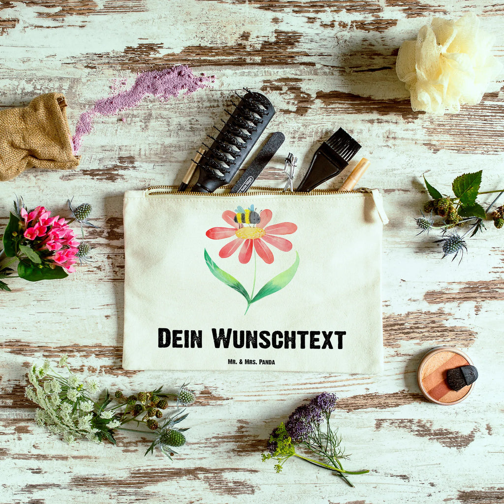 Personalisierte Schminktasche Hummel Blume Kosmetiktasche Damen Mit Namen, Stiftetasche mit Wunschtext, Schminktasche Tiermotiv Mit Namen, Kosmetiktasche Personalisiert, Schminktasche Nachhaltig Mit Wunschtext, Kosmetiktasche Zum Mitnehmen Mit Namen, Kulturbeutel Damen Personalisiert, Schminktasche Klein Personalisiert, Schminktäschchen Mit Initialen, Schminktasche Mit Namen, Schminktasche Mit Muster Und Namen, Schminktasche Mit Wunschtext, Reise-Kosmetiktasche Mit Name, Schminktasche Zum Aufhängen Mit Name, Schminktasche Für Teenager Mit Namen, Personalisierte Schminktasche, Stifteaufbewahrung Personalisiert, Schminktasche Für Unterwegs Mit Wunschtext, Schminktasche Leder Mit Gravur, Make-Up Tasche Mit Name, Schminktasche Für Unterwegs Mit Personalisierung, Schminktasche Mit Fächern Personalisiert, Kosmetiktasche Für Handtasche Personalisiert, Schminktasche Geschenk Personalisiert, Schminktasche Reise Mit Namen, Schminktasche Mit Reißverschluss Und Namen, Schminktasche Für Mädchen Mit Wunschtext, Schminktasche Stoff Mit Namen, Schminktasche Groß Mit Wunschtext, Aufbewahrung Für Schminke Mit Namen, Schminkbeutel Mit Gravur, Kosmetiktasche Organizer Mit Wunschtext, Schminktasche Blumen Mit Initialen, Tiermotive, Gute Laune, lustige Sprüche, Tiere, Wespe, Hummel, Flauschig, Natur, Hummeln, Blume, Biene, Feld