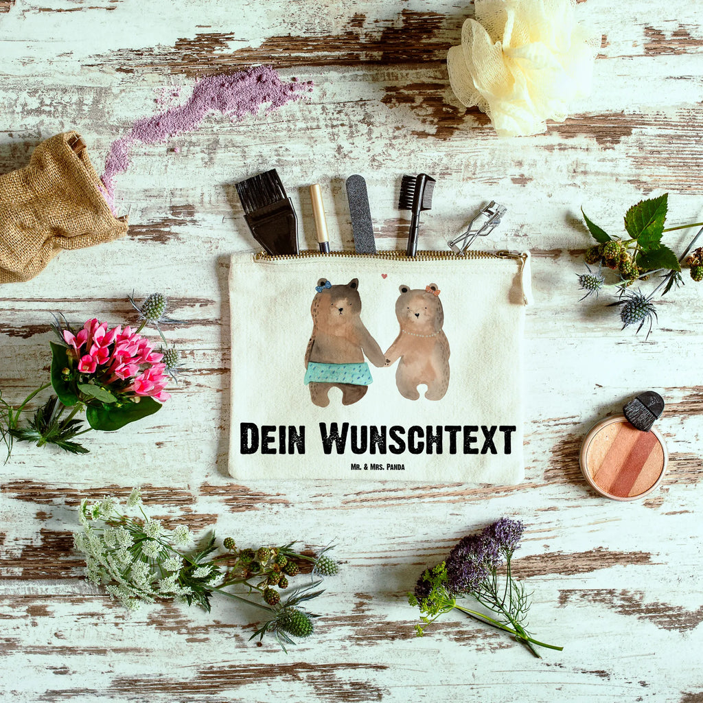 Personalisierte Schminktasche Bär Freundin Stiftetasche mit Wunschtext, Schminktasche Für Teenager Mit Namen, Make-Up Tasche Mit Name, Schminktasche Mit Fächern Personalisiert, Schminktasche Mit Muster Und Namen, Reise-Kosmetiktasche Mit Name, Aufbewahrung Für Schminke Mit Namen, Schminktäschchen Mit Initialen, Kulturbeutel Damen Personalisiert, Schminktasche Tiermotiv Mit Namen, Kosmetiktasche Zum Mitnehmen Mit Namen, Personalisierte Schminktasche, Schminkbeutel Mit Gravur, Schminktasche Groß Mit Wunschtext, Schminktasche Geschenk Personalisiert, Kosmetiktasche Für Handtasche Personalisiert, Schminktasche Mit Namen, Schminktasche Klein Personalisiert, Schminktasche Nachhaltig Mit Wunschtext, Schminktasche Für Mädchen Mit Wunschtext, Schminktasche Für Unterwegs Mit Wunschtext, Schminktasche Stoff Mit Namen, Schminktasche Zum Aufhängen Mit Name, Kosmetiktasche Organizer Mit Wunschtext, Schminktasche Mit Reißverschluss Und Namen, Schminktasche Mit Wunschtext, Schminktasche Blumen Mit Initialen, Schminktasche Für Unterwegs Mit Personalisierung, Schminktasche Leder Mit Gravur, Kosmetiktasche Personalisiert, Stifteaufbewahrung Personalisiert, Schminktasche Reise Mit Namen, Kosmetiktasche Damen Mit Namen, Teddy, Bär, Teddybär, Bär Freundin Beste Freund Liebe Liebesbeweis Verliebt Kumpel Kumpeliene