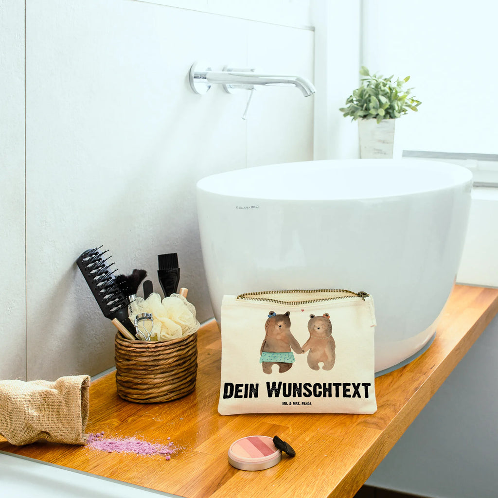 Personalisierte Schminktasche Bär Freundin Stiftetasche mit Wunschtext, Schminktasche Für Teenager Mit Namen, Make-Up Tasche Mit Name, Schminktasche Mit Fächern Personalisiert, Schminktasche Mit Muster Und Namen, Reise-Kosmetiktasche Mit Name, Aufbewahrung Für Schminke Mit Namen, Schminktäschchen Mit Initialen, Kulturbeutel Damen Personalisiert, Schminktasche Tiermotiv Mit Namen, Kosmetiktasche Zum Mitnehmen Mit Namen, Personalisierte Schminktasche, Schminkbeutel Mit Gravur, Schminktasche Groß Mit Wunschtext, Schminktasche Geschenk Personalisiert, Kosmetiktasche Für Handtasche Personalisiert, Schminktasche Mit Namen, Schminktasche Klein Personalisiert, Schminktasche Nachhaltig Mit Wunschtext, Schminktasche Für Mädchen Mit Wunschtext, Schminktasche Für Unterwegs Mit Wunschtext, Schminktasche Stoff Mit Namen, Schminktasche Zum Aufhängen Mit Name, Kosmetiktasche Organizer Mit Wunschtext, Schminktasche Mit Reißverschluss Und Namen, Schminktasche Mit Wunschtext, Schminktasche Blumen Mit Initialen, Schminktasche Für Unterwegs Mit Personalisierung, Schminktasche Leder Mit Gravur, Kosmetiktasche Personalisiert, Stifteaufbewahrung Personalisiert, Schminktasche Reise Mit Namen, Kosmetiktasche Damen Mit Namen, Teddy, Bär, Teddybär, Bär Freundin Beste Freund Liebe Liebesbeweis Verliebt Kumpel Kumpeliene