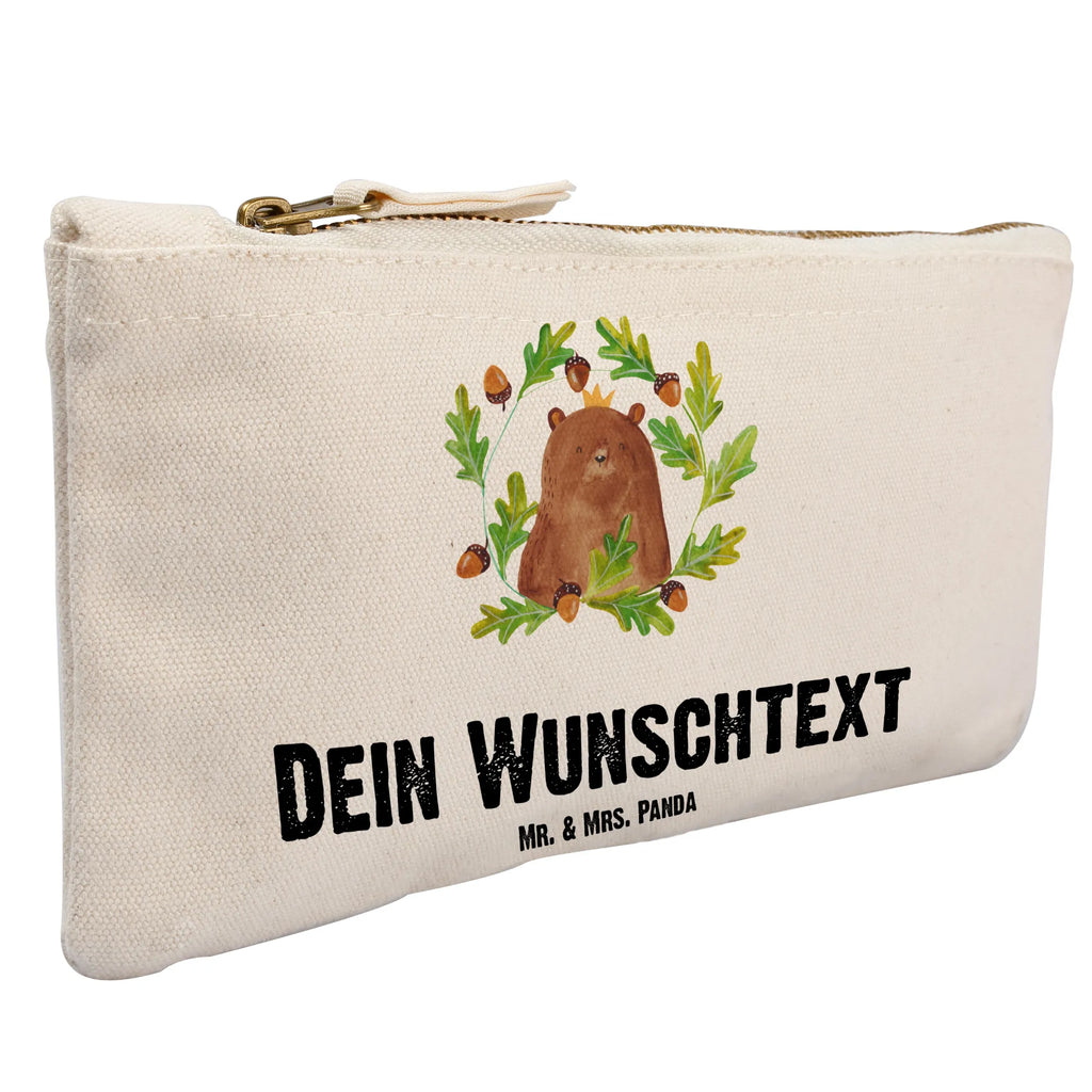 Personalised make-up bag bear king Schminktasche Für Mädchen Mit Wunschtext, Schminktasche Zum Aufhängen Mit Name, Schminktasche Für Unterwegs Mit Personalisierung, Schminktasche Mit Fächern Personalisiert, Kosmetiktasche Zum Mitnehmen Mit Namen, Schminktasche Mit Namen, Personalisierte Schminktasche, Schminktasche Tiermotiv Mit Namen, Aufbewahrung Für Schminke Mit Namen, Schminktasche Reise Mit Namen, Schminktasche Blumen Mit Initialen, Schminkbeutel Mit Gravur, Stiftetasche mit Wunschtext, Schminktasche Mit Reißverschluss Und Namen, Kosmetiktasche Damen Mit Namen, Schminktasche Klein Personalisiert, Make-Up Tasche Mit Name, Kulturbeutel Damen Personalisiert, Schminktasche Leder Mit Gravur, Reise-Kosmetiktasche Mit Name, Schminktasche Mit Muster Und Namen, Kosmetiktasche Organizer Mit Wunschtext, Schminktasche Mit Wunschtext, Schminktasche Für Unterwegs Mit Wunschtext, Kosmetiktasche Personalisiert, Schminktasche Stoff Mit Namen, Schminktasche Für Teenager Mit Namen, Kosmetiktasche Für Handtasche Personalisiert, Schminktasche Geschenk Personalisiert, Stifteaufbewahrung Personalisiert, Schminktäschchen Mit Initialen, Schminktasche Nachhaltig Mit Wunschtext, Schminktasche Groß Mit Wunschtext, Bär, Teddy, Teddybär, Papa Bär, bester Papa, Daddy, Papa, Papi, Dad, Vater, weltbester Papa, Vatertag, bester Vater