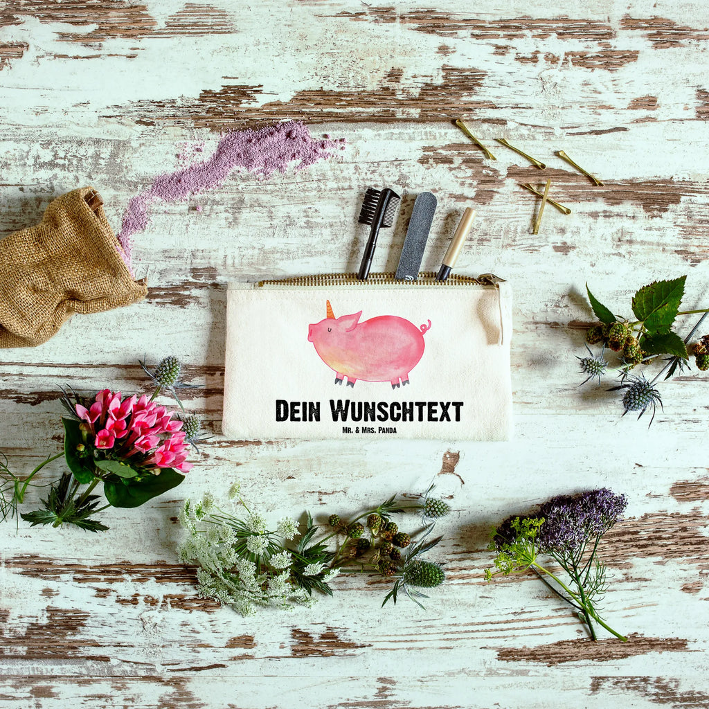 Personalisierte Schminktasche Einhorn Schwein Schminktasche Blumen Mit Initialen, Kosmetiktasche Personalisiert, Schminkbeutel Mit Gravur, Schminktasche Zum Aufhängen Mit Name, Make-Up Tasche Mit Name, Schminktasche Reise Mit Namen, Schminktasche Für Unterwegs Mit Wunschtext, Schminktasche Mit Wunschtext, Aufbewahrung Für Schminke Mit Namen, Schminktasche Mit Namen, Schminktasche Mit Fächern Personalisiert, Kosmetiktasche Damen Mit Namen, Schminktasche Groß Mit Wunschtext, Schminktasche Für Mädchen Mit Wunschtext, Schminktasche Mit Muster Und Namen, Schminktasche Für Teenager Mit Namen, Stiftetasche mit Wunschtext, Kosmetiktasche Für Handtasche Personalisiert, Schminktasche Stoff Mit Namen, Schminktäschchen Mit Initialen, Schminktasche Klein Personalisiert, Reise-Kosmetiktasche Mit Name, Kosmetiktasche Organizer Mit Wunschtext, Schminktasche Leder Mit Gravur, Schminktasche Geschenk Personalisiert, Schminktasche Mit Reißverschluss Und Namen, Schminktasche Für Unterwegs Mit Personalisierung, Schminktasche Tiermotiv Mit Namen, Schminktasche Nachhaltig Mit Wunschtext, Kulturbeutel Damen Personalisiert, Stifteaufbewahrung Personalisiert, Personalisierte Schminktasche, Kosmetiktasche Zum Mitnehmen Mit Namen, Unicorn, Einhorn, Einhörner, Einhorn Deko, Spaß, Bauer, Pig, Piggy, Englisch, Schwein, Spruch, Party, Schweinhorn, Witzig. Lustig, English, Funny, Geschenk