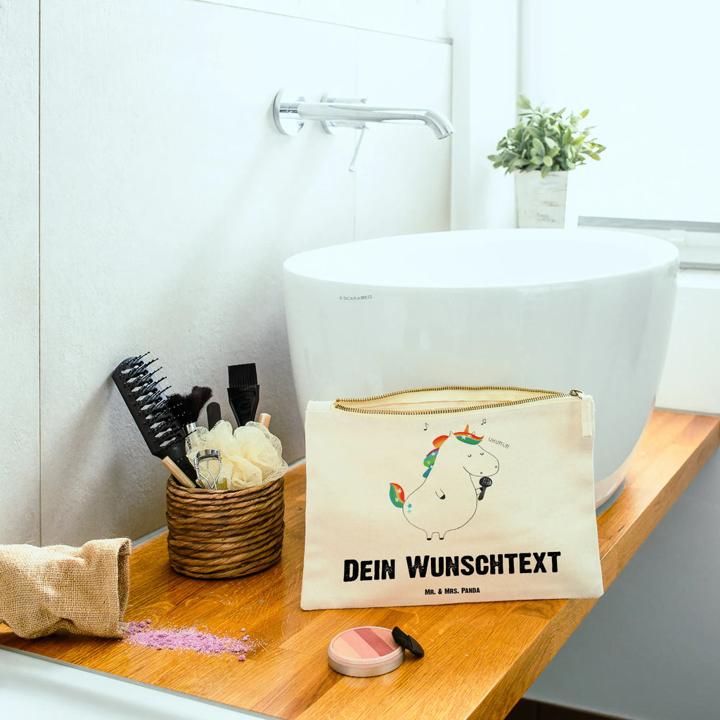 Personalisierte Schminktasche Einhorn Sänger Kosmetiktasche Für Handtasche Personalisiert, Schminktasche Reise Mit Namen, Kosmetiktasche Organizer Mit Wunschtext, Aufbewahrung Für Schminke Mit Namen, Make-Up Tasche Mit Name, Schminktasche Mit Wunschtext, Schminktasche Mit Fächern Personalisiert, Schminktasche Tiermotiv Mit Namen, Schminktasche Für Unterwegs Mit Wunschtext, Kosmetiktasche Zum Mitnehmen Mit Namen, Schminktasche Groß Mit Wunschtext, Schminktasche Nachhaltig Mit Wunschtext, Stifteaufbewahrung Personalisiert, Schminktasche Zum Aufhängen Mit Name, Personalisierte Schminktasche, Schminktasche Klein Personalisiert, Schminktasche Für Teenager Mit Namen, Reise-Kosmetiktasche Mit Name, Schminktasche Mit Namen, Schminktasche Für Unterwegs Mit Personalisierung, Schminktasche Stoff Mit Namen, Kosmetiktasche Damen Mit Namen, Schminkbeutel Mit Gravur, Schminktasche Mit Reißverschluss Und Namen, Schminktasche Leder Mit Gravur, Schminktasche Geschenk Personalisiert, Schminktasche Blumen Mit Initialen, Stiftetasche mit Wunschtext, Kulturbeutel Damen Personalisiert, Schminktasche Mit Muster Und Namen, Schminktasche Für Mädchen Mit Wunschtext, Schminktäschchen Mit Initialen, Kosmetiktasche Personalisiert, Unicorn, Einhorn, Einhörner, Einhorn Deko, Konfetti, Sängerin, Sänger, Geburtstag, Fest, Glitzer, Disco, Party, Freundin, Feier