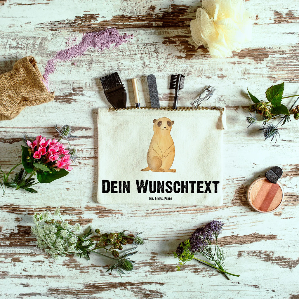 Personalisierte Schminktasche Erdmännchen Kosmetiktasche Personalisiert, Schminktasche Blumen Mit Initialen, Personalisierte Schminktasche, Make-Up Tasche Mit Name, Schminktasche Für Unterwegs Mit Personalisierung, Schminktasche Mit Muster Und Namen, Schminktasche Mit Wunschtext, Kosmetiktasche Organizer Mit Wunschtext, Aufbewahrung Für Schminke Mit Namen, Schminktasche Mit Reißverschluss Und Namen, Schminktasche Zum Aufhängen Mit Name, Schminktasche Reise Mit Namen, Kosmetiktasche Zum Mitnehmen Mit Namen, Schminktasche Nachhaltig Mit Wunschtext, Schminkbeutel Mit Gravur, Schminktasche Mit Namen, Schminktasche Tiermotiv Mit Namen, Schminktasche Für Teenager Mit Namen, Schminktasche Stoff Mit Namen, Schminktasche Für Mädchen Mit Wunschtext, Reise-Kosmetiktasche Mit Name, Schminktasche Klein Personalisiert, Kosmetiktasche Für Handtasche Personalisiert, Schminktäschchen Mit Initialen, Kosmetiktasche Damen Mit Namen, Schminktasche Für Unterwegs Mit Wunschtext, Schminktasche Leder Mit Gravur, Schminktasche Mit Fächern Personalisiert, Stifteaufbewahrung Personalisiert, Schminktasche Geschenk Personalisiert, Stiftetasche mit Wunschtext, Kulturbeutel Damen Personalisiert, Schminktasche Groß Mit Wunschtext, Afrika, Wildtiere, Afrikareise, Traveling, Reisen, Roadtrip, Erdmännchen, Weltreise, Spruch