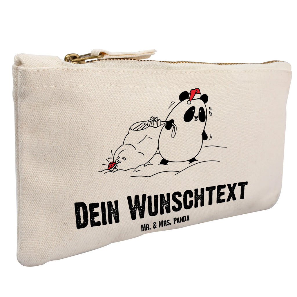Personalisierte Schminktasche Panda Weihnachten Stiftetasche mit Wunschtext, Personalisierte Schminktasche, Schminktasche Für Unterwegs Mit Personalisierung, Stifteaufbewahrung Personalisiert, Schminktasche Für Unterwegs Mit Wunschtext, Schminktasche Klein Personalisiert, Kosmetiktasche Organizer Mit Wunschtext, Schminktasche Stoff Mit Namen, Schminktasche Groß Mit Wunschtext, Schminkbeutel Mit Gravur, Kosmetiktasche Damen Mit Namen, Schminktasche Zum Aufhängen Mit Name, Schminktasche Mit Muster Und Namen, Schminktäschchen Mit Initialen, Schminktasche Mit Reißverschluss Und Namen, Schminktasche Blumen Mit Initialen, Kosmetiktasche Personalisiert, Schminktasche Mit Namen, Schminktasche Mit Wunschtext, Schminktasche Geschenk Personalisiert, Kosmetiktasche Für Handtasche Personalisiert, Schminktasche Reise Mit Namen, Schminktasche Für Teenager Mit Namen, Schminktasche Für Mädchen Mit Wunschtext, Schminktasche Nachhaltig Mit Wunschtext, Schminktasche Tiermotiv Mit Namen, Aufbewahrung Für Schminke Mit Namen, Reise-Kosmetiktasche Mit Name, Kosmetiktasche Zum Mitnehmen Mit Namen, Schminktasche Mit Fächern Personalisiert, Kulturbeutel Damen Personalisiert, Schminktasche Leder Mit Gravur, Make-Up Tasche Mit Name