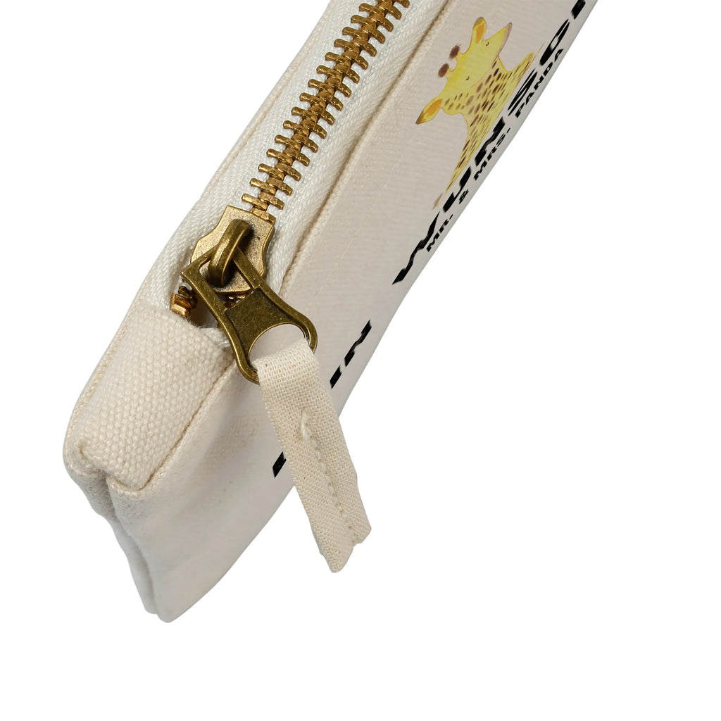 Personalised make-up bag giraffe Satisfied Kulturbeutel Damen Personalisiert, Reise-Kosmetiktasche Mit Name, Schminktasche Für Unterwegs Mit Wunschtext, Schminktasche Mit Fächern Personalisiert, Schminktasche Für Unterwegs Mit Personalisierung, Schminktasche Stoff Mit Namen, Kosmetiktasche Zum Mitnehmen Mit Namen, Schminktasche Mit Wunschtext, Schminktasche Tiermotiv Mit Namen, Stiftetasche mit Wunschtext, Schminktasche Leder Mit Gravur, Make-Up Tasche Mit Name, Schminktasche Geschenk Personalisiert, Schminktasche Blumen Mit Initialen, Kosmetiktasche Damen Mit Namen, Schminktasche Für Mädchen Mit Wunschtext, Schminktasche Mit Muster Und Namen, Schminktasche Nachhaltig Mit Wunschtext, Stifteaufbewahrung Personalisiert, Schminktasche Groß Mit Wunschtext, Kosmetiktasche Personalisiert, Schminktasche Zum Aufhängen Mit Name, Schminktasche Klein Personalisiert, Schminktasche Mit Namen, Personalisierte Schminktasche, Schminktasche Reise Mit Namen, Schminktasche Mit Reißverschluss Und Namen, Aufbewahrung Für Schminke Mit Namen, Kosmetiktasche Organizer Mit Wunschtext, Schminktäschchen Mit Initialen, Schminktasche Für Teenager Mit Namen, Kosmetiktasche Für Handtasche Personalisiert, Schminkbeutel Mit Gravur, Afrika, Wildtiere, Giraffe, Abenteuer, Zufrieden, Glück