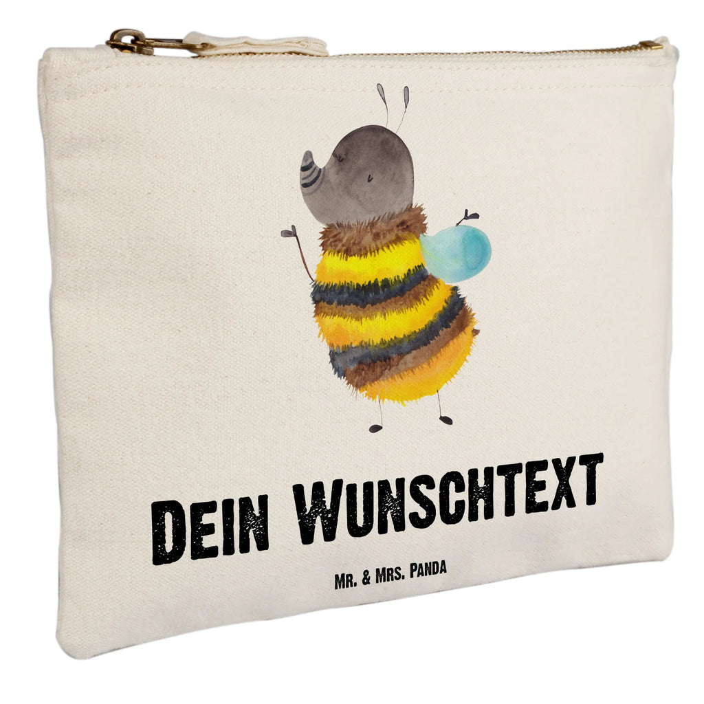 Personalisierte Schminktasche Hummel flauschig Schminktasche Für Unterwegs Mit Personalisierung, Schminkbeutel Mit Gravur, Schminktasche Klein Personalisiert, Schminktasche Mit Wunschtext, Schminktäschchen Mit Initialen, Schminktasche Reise Mit Namen, Schminktasche Mit Namen, Reise-Kosmetiktasche Mit Name, Schminktasche Mit Reißverschluss Und Namen, Kulturbeutel Damen Personalisiert, Schminktasche Stoff Mit Namen, Schminktasche Für Mädchen Mit Wunschtext, Personalisierte Schminktasche, Schminktasche Mit Fächern Personalisiert, Schminktasche Leder Mit Gravur, Schminktasche Zum Aufhängen Mit Name, Stifteaufbewahrung Personalisiert, Make-Up Tasche Mit Name, Kosmetiktasche Für Handtasche Personalisiert, Schminktasche Nachhaltig Mit Wunschtext, Kosmetiktasche Organizer Mit Wunschtext, Schminktasche Mit Muster Und Namen, Stiftetasche mit Wunschtext, Schminktasche Blumen Mit Initialen, Schminktasche Geschenk Personalisiert, Kosmetiktasche Zum Mitnehmen Mit Namen, Schminktasche Tiermotiv Mit Namen, Schminktasche Für Teenager Mit Namen, Kosmetiktasche Personalisiert, Aufbewahrung Für Schminke Mit Namen, Schminktasche Groß Mit Wunschtext, Kosmetiktasche Damen Mit Namen, Schminktasche Für Unterwegs Mit Wunschtext, Lustige Sprüche, Tiere, Tiermotive, Gute Laune, Blume, Hummel, Biene, Flauschig, Natur