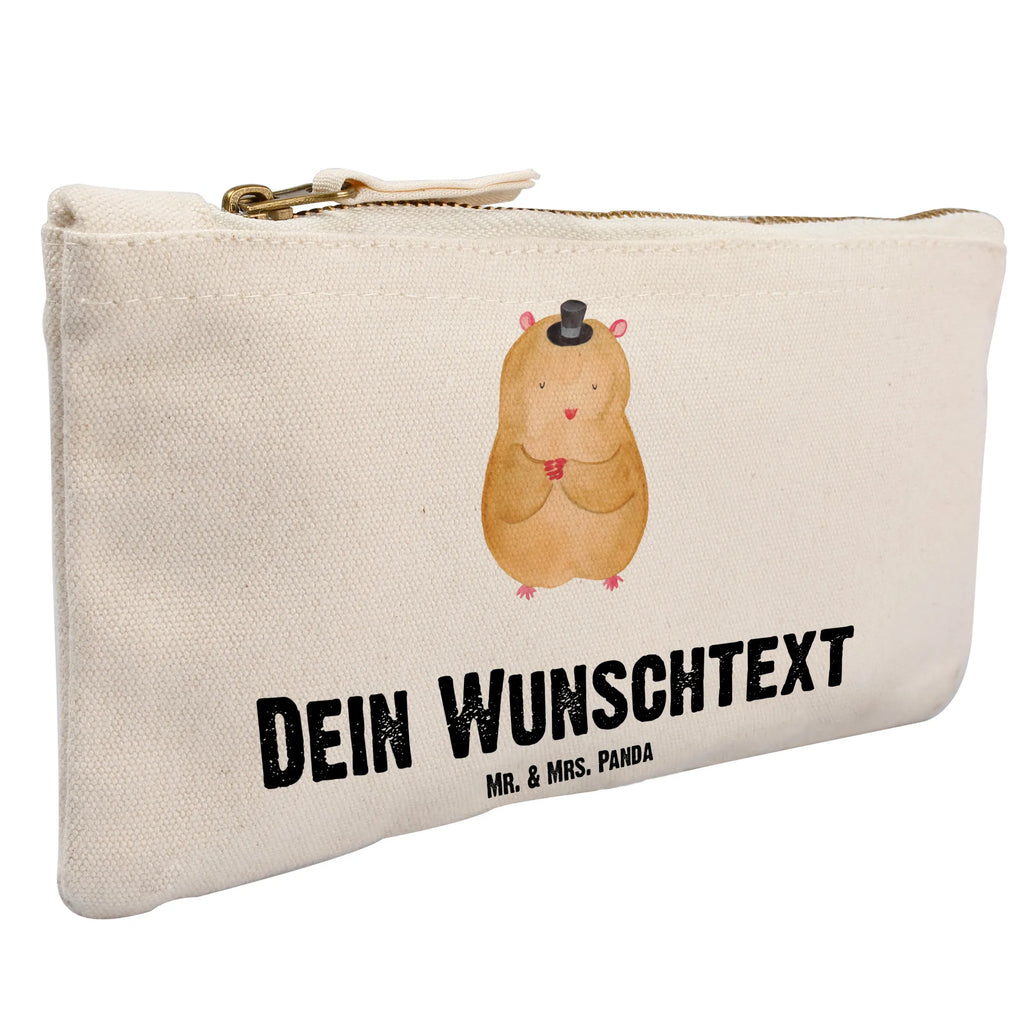 Personalisierte Schminktasche Hamster Hut Kosmetiktasche Organizer Mit Wunschtext, Schminktasche Mit Namen, Schminktasche Für Teenager Mit Namen, Schminktasche Für Unterwegs Mit Wunschtext, Schminkbeutel Mit Gravur, Schminktasche Mit Muster Und Namen, Schminktasche Mit Wunschtext, Stifteaufbewahrung Personalisiert, Reise-Kosmetiktasche Mit Name, Schminktasche Groß Mit Wunschtext, Schminktasche Zum Aufhängen Mit Name, Personalisierte Schminktasche, Schminktasche Für Unterwegs Mit Personalisierung, Kosmetiktasche Damen Mit Namen, Schminktasche Mit Reißverschluss Und Namen, Schminktasche Für Mädchen Mit Wunschtext, Schminktasche Reise Mit Namen, Schminktasche Stoff Mit Namen, Schminktasche Nachhaltig Mit Wunschtext, Make-Up Tasche Mit Name, Kosmetiktasche Personalisiert, Schminktasche Geschenk Personalisiert, Kosmetiktasche Für Handtasche Personalisiert, Schminktasche Mit Fächern Personalisiert, Stiftetasche mit Wunschtext, Kosmetiktasche Zum Mitnehmen Mit Namen, Aufbewahrung Für Schminke Mit Namen, Schminktasche Blumen Mit Initialen, Schminktasche Klein Personalisiert, Schminktasche Tiermotiv Mit Namen, Schminktäschchen Mit Initialen, Schminktasche Leder Mit Gravur, Kulturbeutel Damen Personalisiert, Lustige Sprüche, Tiere, Tiermotive, Gute Laune, Hut, Zylinder, Zauberer, Magier, Hamster, Zwerghamster