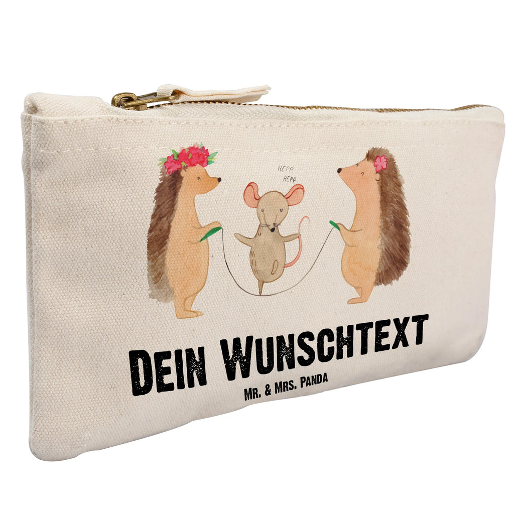 Personalised make-up bag Hedgehog skipping Schminktasche Reise Mit Namen, Schminktäschchen Mit Initialen, Kosmetiktasche Damen Mit Namen, Schminktasche Für Mädchen Mit Wunschtext, Schminktasche Leder Mit Gravur, Schminkbeutel Mit Gravur, Stiftetasche mit Wunschtext, Kosmetiktasche Personalisiert, Schminktasche Mit Fächern Personalisiert, Schminktasche Stoff Mit Namen, Schminktasche Mit Reißverschluss Und Namen, Schminktasche Tiermotiv Mit Namen, Kosmetiktasche Zum Mitnehmen Mit Namen, Schminktasche Nachhaltig Mit Wunschtext, Make-Up Tasche Mit Name, Schminktasche Groß Mit Wunschtext, Schminktasche Zum Aufhängen Mit Name, Schminktasche Blumen Mit Initialen, Kosmetiktasche Für Handtasche Personalisiert, Kosmetiktasche Organizer Mit Wunschtext, Schminktasche Für Teenager Mit Namen, Schminktasche Klein Personalisiert, Personalisierte Schminktasche, Aufbewahrung Für Schminke Mit Namen, Reise-Kosmetiktasche Mit Name, Schminktasche Für Unterwegs Mit Wunschtext, Kulturbeutel Damen Personalisiert, Schminktasche Geschenk Personalisiert, Schminktasche Für Unterwegs Mit Personalisierung, Stifteaufbewahrung Personalisiert, Schminktasche Mit Namen, Schminktasche Mit Wunschtext, Schminktasche Mit Muster Und Namen, Tiermotive, Gute Laune, lustige Sprüche, Tiere, Maus, Seilspringen, Kindergarten, Kinder, Igel, Seilhüpfen