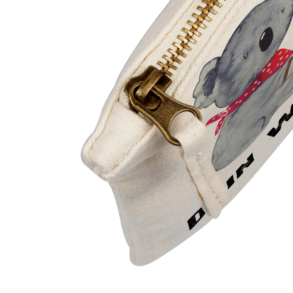 Personalisierte Schminktasche Koala Künstler Kosmetiktasche Organizer Mit Wunschtext, Kosmetiktasche Personalisiert, Schminktasche Mit Reißverschluss Und Namen, Schminktasche Klein Personalisiert, Stiftetasche mit Wunschtext, Make-Up Tasche Mit Name, Kosmetiktasche Zum Mitnehmen Mit Namen, Kosmetiktasche Damen Mit Namen, Schminktasche Zum Aufhängen Mit Name, Schminktasche Tiermotiv Mit Namen, Schminktasche Für Mädchen Mit Wunschtext, Schminktasche Leder Mit Gravur, Schminktäschchen Mit Initialen, Schminktasche Für Unterwegs Mit Personalisierung, Schminktasche Mit Muster Und Namen, Reise-Kosmetiktasche Mit Name, Schminktasche Mit Fächern Personalisiert, Schminktasche Geschenk Personalisiert, Schminktasche Reise Mit Namen, Stifteaufbewahrung Personalisiert, Schminktasche Stoff Mit Namen, Personalisierte Schminktasche, Schminktasche Nachhaltig Mit Wunschtext, Schminktasche Für Unterwegs Mit Wunschtext, Kosmetiktasche Für Handtasche Personalisiert, Schminktasche Blumen Mit Initialen, Schminktasche Mit Namen, Schminktasche Mit Wunschtext, Schminkbeutel Mit Gravur, Schminktasche Für Teenager Mit Namen, Kulturbeutel Damen Personalisiert, Schminktasche Groß Mit Wunschtext, Aufbewahrung Für Schminke Mit Namen, Koala, Koalabär, Gefühle, Liebensbeweis, Liebesgeschenk, Zeichnen, Künstler, Liebe