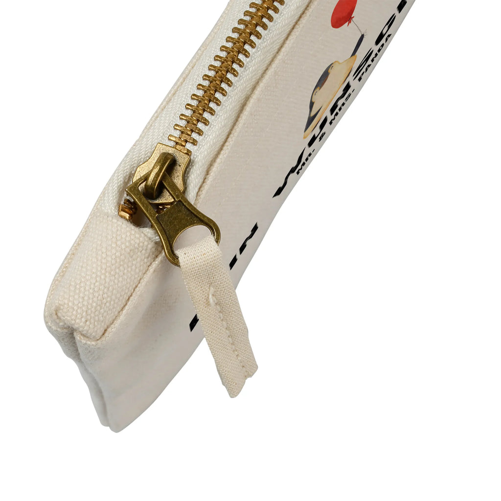 Personalisierte Schminktasche Pinguin Luftballon Schminktasche Mit Fächern Personalisiert, Schminktasche Für Unterwegs Mit Personalisierung, Schminktasche Tiermotiv Mit Namen, Schminktasche Mit Reißverschluss Und Namen, Personalisierte Schminktasche, Schminktasche Für Mädchen Mit Wunschtext, Stiftetasche mit Wunschtext, Schminktasche Mit Namen, Schminktasche Für Teenager Mit Namen, Schminktäschchen Mit Initialen, Schminktasche Blumen Mit Initialen, Schminktasche Nachhaltig Mit Wunschtext, Schminktasche Mit Muster Und Namen, Kosmetiktasche Personalisiert, Schminktasche Zum Aufhängen Mit Name, Kosmetiktasche Für Handtasche Personalisiert, Schminktasche Mit Wunschtext, Schminkbeutel Mit Gravur, Aufbewahrung Für Schminke Mit Namen, Schminktasche Reise Mit Namen, Schminktasche Geschenk Personalisiert, Kosmetiktasche Damen Mit Namen, Reise-Kosmetiktasche Mit Name, Schminktasche Groß Mit Wunschtext, Schminktasche Klein Personalisiert, Schminktasche Stoff Mit Namen, Stifteaufbewahrung Personalisiert, Kosmetiktasche Zum Mitnehmen Mit Namen, Schminktasche Für Unterwegs Mit Wunschtext, Schminktasche Leder Mit Gravur, Make-Up Tasche Mit Name, Kulturbeutel Damen Personalisiert, Kosmetiktasche Organizer Mit Wunschtext, Pinguin, Glück, beste Freundin, Lebenslust, neues Leben, Motivation, Liebe, Geschenkidee, Tagträume, Geschenk Freundin, Pinguine, Luftballon, Neustart