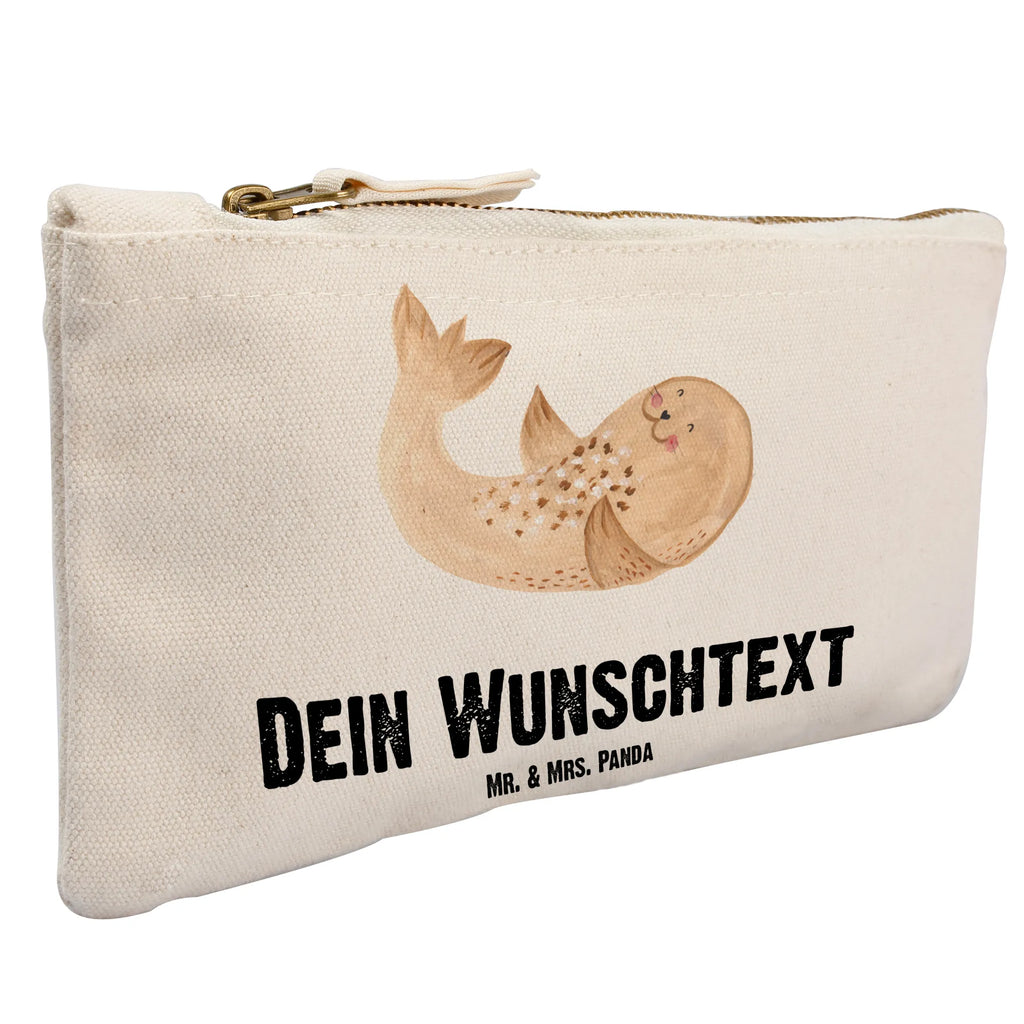 Personalisierte Schminktasche Robbe Liegen Schminktasche Zum Aufhängen Mit Name, Kosmetiktasche Zum Mitnehmen Mit Namen, Schminktasche Leder Mit Gravur, Schminktasche Mit Fächern Personalisiert, Schminktasche Blumen Mit Initialen, Aufbewahrung Für Schminke Mit Namen, Kosmetiktasche Für Handtasche Personalisiert, Schminktasche Für Mädchen Mit Wunschtext, Schminktasche Tiermotiv Mit Namen, Schminktäschchen Mit Initialen, Schminktasche Mit Muster Und Namen, Kosmetiktasche Personalisiert, Schminktasche Nachhaltig Mit Wunschtext, Schminktasche Klein Personalisiert, Kosmetiktasche Damen Mit Namen, Schminktasche Mit Reißverschluss Und Namen, Schminktasche Für Unterwegs Mit Personalisierung, Schminktasche Für Teenager Mit Namen, Schminktasche Mit Namen, Schminkbeutel Mit Gravur, Kulturbeutel Damen Personalisiert, Stifteaufbewahrung Personalisiert, Personalisierte Schminktasche, Schminktasche Mit Wunschtext, Schminktasche Groß Mit Wunschtext, Schminktasche Stoff Mit Namen, Stiftetasche mit Wunschtext, Schminktasche Reise Mit Namen, Schminktasche Geschenk Personalisiert, Schminktasche Für Unterwegs Mit Wunschtext, Make-Up Tasche Mit Name, Kosmetiktasche Organizer Mit Wunschtext, Reise-Kosmetiktasche Mit Name, Lustige Sprüche, Tiere, Tiermotive, Gute Laune, Nordsee, Ostsee, Meerestier, Freude, Robben, Lachen, Strand, Robbe, Seehund