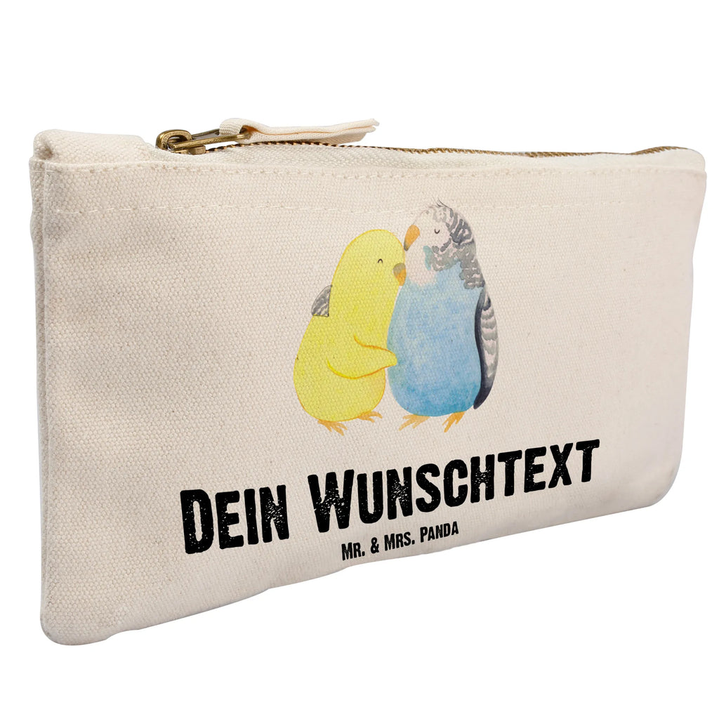 Personalisierte Schminktasche Wellensittich Liebe Stiftetasche mit Wunschtext, Kosmetiktasche Für Handtasche Personalisiert, Schminktasche Geschenk Personalisiert, Kosmetiktasche Organizer Mit Wunschtext, Schminkbeutel Mit Gravur, Schminktasche Groß Mit Wunschtext, Schminktasche Leder Mit Gravur, Schminktasche Mit Fächern Personalisiert, Aufbewahrung Für Schminke Mit Namen, Stifteaufbewahrung Personalisiert, Kosmetiktasche Personalisiert, Schminktasche Für Teenager Mit Namen, Schminktasche Für Mädchen Mit Wunschtext, Schminktasche Klein Personalisiert, Schminktasche Mit Wunschtext, Schminktasche Stoff Mit Namen, Schminktasche Mit Namen, Kosmetiktasche Damen Mit Namen, Schminktasche Zum Aufhängen Mit Name, Schminktasche Mit Muster Und Namen, Reise-Kosmetiktasche Mit Name, Schminktasche Reise Mit Namen, Schminktasche Blumen Mit Initialen, Personalisierte Schminktasche, Kosmetiktasche Zum Mitnehmen Mit Namen, Schminktasche Für Unterwegs Mit Personalisierung, Schminktasche Für Unterwegs Mit Wunschtext, Make-Up Tasche Mit Name, Schminktasche Tiermotiv Mit Namen, Schminktäschchen Mit Initialen, Schminktasche Nachhaltig Mit Wunschtext, Schminktasche Mit Reißverschluss Und Namen, Kulturbeutel Damen Personalisiert, Liebe, Partner, Freund, Freundin, Ehemann, Ehefrau, Heiraten, Verlobung, Heiratsantrag, Liebesgeschenk, Jahrestag, Hocheitstag, Nähe, Vertrauen, Kuscheln, Wellensittich, Vögel