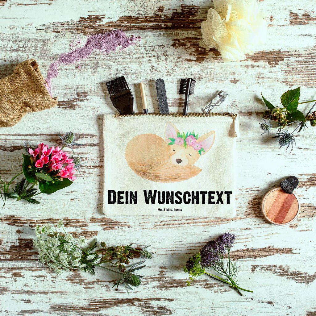 Personalisierte Schminktasche Wüstenfuchs Blumen Schminktasche Für Unterwegs Mit Personalisierung, Schminktasche Leder Mit Gravur, Schminktasche Blumen Mit Initialen, Schminktasche Stoff Mit Namen, Schminktasche Für Unterwegs Mit Wunschtext, Schminkbeutel Mit Gravur, Schminktasche Mit Fächern Personalisiert, Schminktasche Tiermotiv Mit Namen, Schminktasche Mit Muster Und Namen, Make-Up Tasche Mit Name, Schminktasche Für Mädchen Mit Wunschtext, Kulturbeutel Damen Personalisiert, Reise-Kosmetiktasche Mit Name, Kosmetiktasche Organizer Mit Wunschtext, Schminktäschchen Mit Initialen, Schminktasche Groß Mit Wunschtext, Schminktasche Mit Reißverschluss Und Namen, Stiftetasche mit Wunschtext, Aufbewahrung Für Schminke Mit Namen, Schminktasche Geschenk Personalisiert, Schminktasche Klein Personalisiert, Kosmetiktasche Für Handtasche Personalisiert, Schminktasche Reise Mit Namen, Kosmetiktasche Damen Mit Namen, Schminktasche Mit Namen, Schminktasche Nachhaltig Mit Wunschtext, Schminktasche Zum Aufhängen Mit Name, Personalisierte Schminktasche, Kosmetiktasche Zum Mitnehmen Mit Namen, Kosmetiktasche Personalisiert, Schminktasche Für Teenager Mit Namen, Schminktasche Mit Wunschtext, Stifteaufbewahrung Personalisiert, Afrika, Wildtiere, Wüste, Blumen, Wüstenfuchs, Glücklich, Blumenkranz