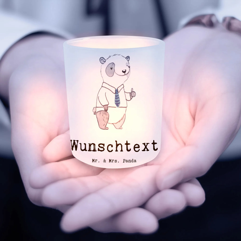 Personalisiertes Windlicht Panda Bester Nachbar der Welt Windlicht Klein, Windlicht Handgemacht, Windlicht Draußen selber gestalten, Windlichter mit Namen, Windlicht Romantisch, Teelichthalter mit Namen, Windlicht Wohnzimmer, Windlicht Groß, Windlicht Dekoration mit Namen, Windlicht Vintage mit Namen, Windlicht Design, Teelichthalter mit Wunschtext, Windlicht Modern, Windlicht Glas mit Wunschtext, Windlicht Terrasse, Teelicht Glas mit Namen, Windlicht Garten mit Namen, Windlicht Kerzenhalter, Windlicht Für Draußen, Windlicht Skandinavisch, Windlicht Geschenk, Windlicht Nachhaltig, Windlicht Balkon, Windlicht mit Namen, Teelichthalter Outdoor mit Namen, Windlicht Laterne, Windlicht Boho, Teelichthalter für draußen selber gestalten, Windlicht Outdoor, für, Dankeschön, Geschenk, Schenken, Geburtstag, Geburtstagsgeschenk, Geschenkidee, Danke, Bedanken, Mitbringsel, Freude machen, Geschenktipp, Nachbarn, Nachbarschaft, Nachbar, Anwohner, Freund, Angrenzer, Freundschaft, Bewohner