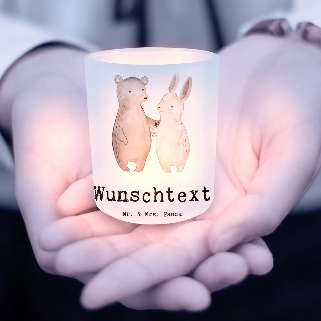 Personalisiertes Windlicht Hase Beste Freundschaft der Welt Windlicht Wohnzimmer, Windlicht Skandinavisch, Windlicht Garten mit Namen, Windlicht Glas mit Wunschtext, Teelichthalter mit Namen, Windlicht Dekoration mit Namen, Windlicht Balkon, Teelicht Glas mit Namen, Windlicht Outdoor, Windlicht Boho, Windlichter mit Namen, Teelichthalter für draußen selber gestalten, Windlicht mit Namen, Windlicht Nachhaltig, Windlicht Romantisch, Teelichthalter Outdoor mit Namen, Windlicht Vintage mit Namen, Windlicht Für Draußen, Windlicht Draußen selber gestalten, Windlicht Groß, Windlicht Klein, Windlicht Design, Teelichthalter mit Wunschtext, Windlicht Kerzenhalter, Windlicht Laterne, Windlicht Modern, Windlicht Geschenk, Windlicht Terrasse, Windlicht Handgemacht, für, Dankeschön, Geschenk, Schenken, Geburtstag, Geburtstagsgeschenk, Geschenkidee, Danke, Bedanken, Mitbringsel, Freude machen, Geschenktipp, Freundschaft, Freund, Freundin, Freunde, bff, Kumpel, best friends, Freunde fürs Leben, bae, Clique