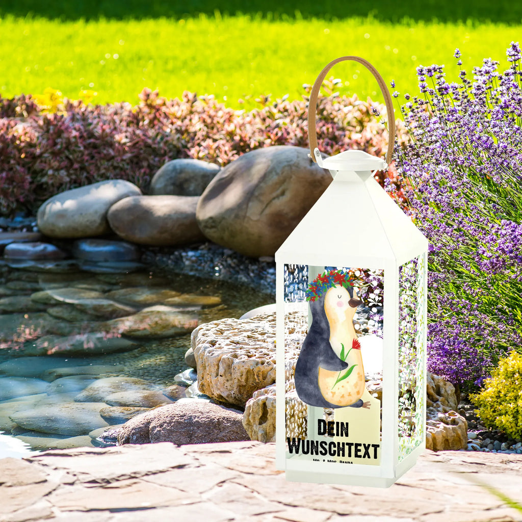 Personalisierte Deko Laterne Pinguin Blumenkranz Outdoor-Laterne Mit Wunschname, Lichterlaterne Mit Wunschname, LED-Laterne Mit Namensgravur, Lichterkettenlaterne Mit Namen, Romantische Laterne Mit Wunschname, Pastellfarbene Laterne Mit Namensdruck, Vintage-Laterne Personalisiert, Laterne Mit Griff Und Wunschname, Laternen-Set Personalisiert, Leuchten, Klassische Laterne Mit Namensgravur, Skandinavische Laterne Mit Namen, Laterne Mit Sternenmuster Und Namen, Kleine Laterne Mit Namensdruck, Windlichtlaterne Mit Namensgravur, Hängelaterne Mit Namensgravur, XXL-Laterne Mit Wunschname, Orientalische Laterne Mit Namensdruck, Kerzenlaterne Mit Namensdruck, Deko Laterne Mit Namen, Personalisierte Deko Laterne, Holzlaterne Mit Namensdruck, Weiße Laterne Mit Wunschname, Teelichthalter Laterne Mit Wunschname, Hängeleuchte, Laterne Deko Mit Namen, Dekolaterne Mit Wunschname, Glaslaterne Mit Wunschname, Motivlaterne Mit Namensgravur, Tischlaterne Mit Wunschname, Rustikale Laterne Mit Namensgravur, Maritim-Laterne Mit Wunschname, Metall Laterne, Stellbare Laterne Mit Namen, Spiegelglas-Laterne Mit Namensdruck, Windlicht, Terrasse-Laterne Mit Wunschnamen, Landhausstil-Laterne Mit Namen, Deko Laterne, Moderne Laterne Mit Namen, Gartenlaterne Personalisiert, Wetterfeste Laterne Mit Wunschname, Beleuchtete Laterne Mit Namen, Laterne Mit Blumenmotiv Und Wunschname, Shabby-Chic-Laterne Mit Wunschname, Hängelaterne Deko Mit Namen, Minimalistische Laterne Mit Namen, Metalllaterne Mit Namen, Innenraum-Laterne Mit Namen, Laternenwindlicht Mit Namen, Pinguin, Blumenkranz, Pinguine, Wünsche, Lebensziele, Leben, Universum, Ziele, Geschenkidee, Lebenslust, Liebeskummer, Motivation
