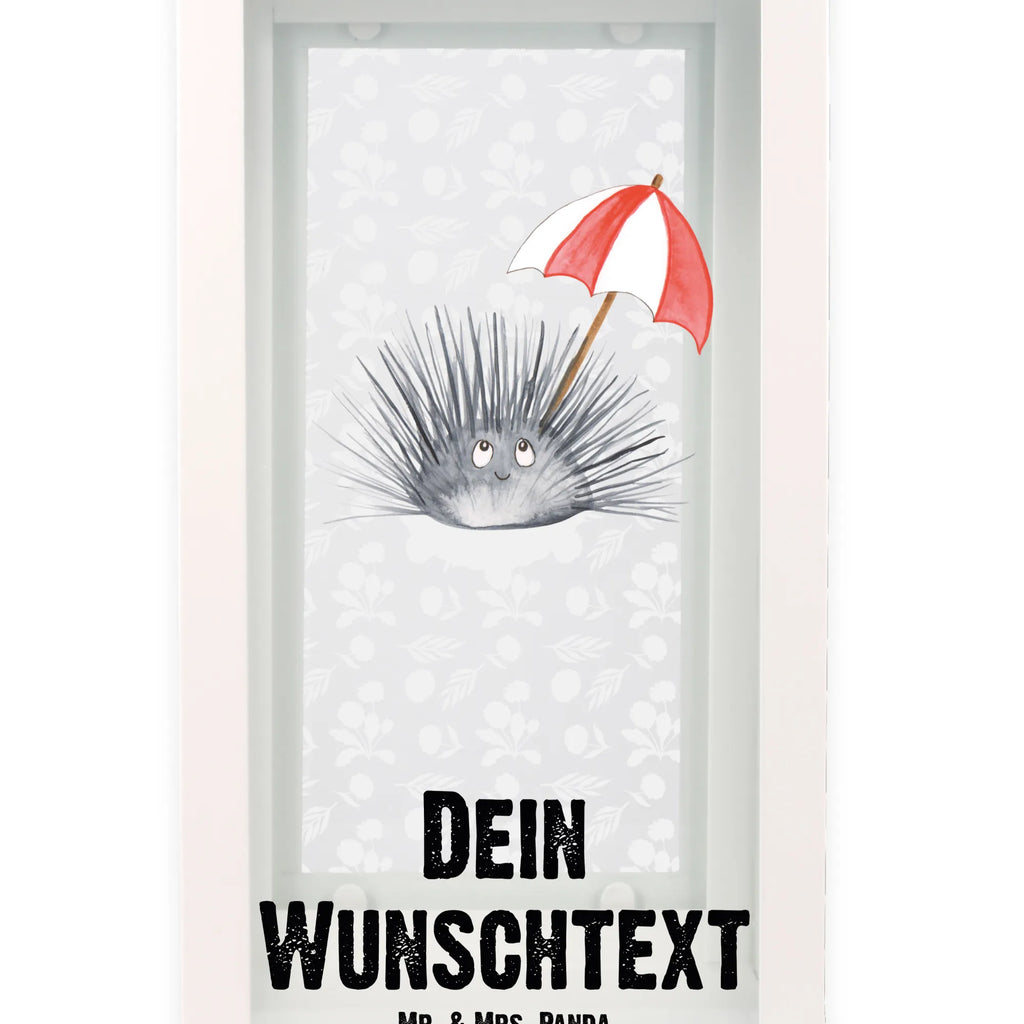 Personalisierte Deko Laterne Seeigel Windlicht, LED-Laterne Mit Namensgravur, Rustikale Laterne Mit Namensgravur, Spiegelglas-Laterne Mit Namensdruck, Minimalistische Laterne Mit Namen, Deko Laterne Mit Namen, Deko Laterne, Vintage-Laterne Personalisiert, Glaslaterne Mit Wunschname, Romantische Laterne Mit Wunschname, Laterne Deko Mit Namen, Gartenlaterne Personalisiert, Kleine Laterne Mit Namensdruck, Klassische Laterne Mit Namensgravur, Lichterkettenlaterne Mit Namen, Motivlaterne Mit Namensgravur, Terrasse-Laterne Mit Wunschnamen, Shabby-Chic-Laterne Mit Wunschname, Beleuchtete Laterne Mit Namen, Leuchten, Dekolaterne Mit Wunschname, Hängelaterne Mit Namensgravur, Wetterfeste Laterne Mit Wunschname, Pastellfarbene Laterne Mit Namensdruck, Laternenwindlicht Mit Namen, Laternen-Set Personalisiert, Maritim-Laterne Mit Wunschname, Windlichtlaterne Mit Namensgravur, Outdoor-Laterne Mit Wunschname, Orientalische Laterne Mit Namensdruck, Weiße Laterne Mit Wunschname, Teelichthalter Laterne Mit Wunschname, Holzlaterne Mit Namensdruck, Innenraum-Laterne Mit Namen, Tischlaterne Mit Wunschname, Stellbare Laterne Mit Namen, Moderne Laterne Mit Namen, Metalllaterne Mit Namen, Kerzenlaterne Mit Namensdruck, Laterne Mit Griff Und Wunschname, Hängelaterne Deko Mit Namen, Laterne Mit Blumenmotiv Und Wunschname, Lichterlaterne Mit Wunschname, Laterne Mit Sternenmuster Und Namen, XXL-Laterne Mit Wunschname, Personalisierte Deko Laterne, Metall Laterne, Skandinavische Laterne Mit Namen, Landhausstil-Laterne Mit Namen, Hängeleuchte, Meer, Urlaub, Meerestiere, Lebe, Leben, Achtsamkeit, Hier und Jetzt, Selbstakzeptanz, Seeigel, Selbstliebe