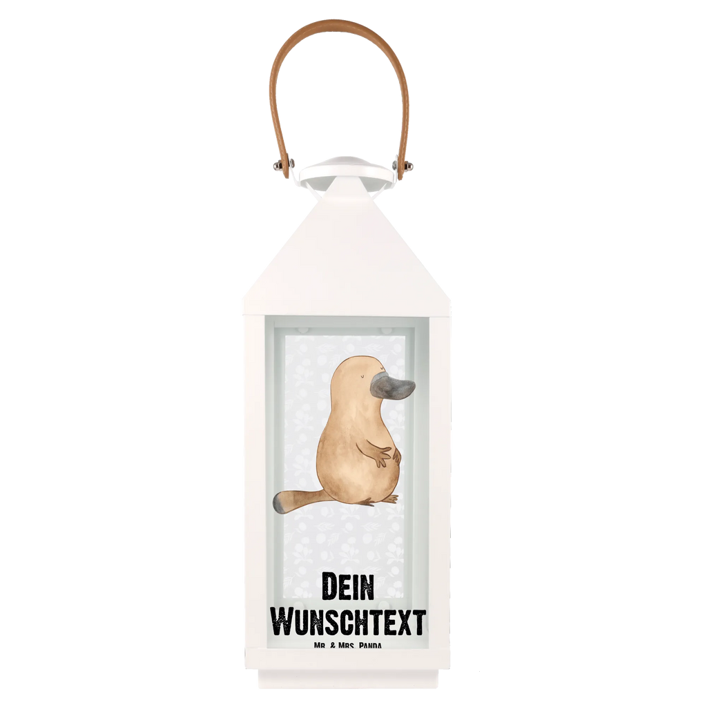 Personalisierte Deko Laterne Schnabeltier mutig Laterne Mit Griff Und Wunschname, Personalisierte Deko Laterne, Innenraum-Laterne Mit Namen, Glaslaterne Mit Wunschname, LED-Laterne Mit Namensgravur, Vintage-Laterne Personalisiert, Wetterfeste Laterne Mit Wunschname, Outdoor-Laterne Mit Wunschname, Beleuchtete Laterne Mit Namen, Gartenlaterne Personalisiert, Hängelaterne Deko Mit Namen, Laternen-Set Personalisiert, Teelichthalter Laterne Mit Wunschname, Metalllaterne Mit Namen, Kleine Laterne Mit Namensdruck, Laterne Mit Blumenmotiv Und Wunschname, Hängelaterne Mit Namensgravur, Metall Laterne, Moderne Laterne Mit Namen, Pastellfarbene Laterne Mit Namensdruck, Orientalische Laterne Mit Namensdruck, Laterne Mit Sternenmuster Und Namen, Motivlaterne Mit Namensgravur, XXL-Laterne Mit Wunschname, Romantische Laterne Mit Wunschname, Windlichtlaterne Mit Namensgravur, Landhausstil-Laterne Mit Namen, Lichterlaterne Mit Wunschname, Terrasse-Laterne Mit Wunschnamen, Leuchten, Spiegelglas-Laterne Mit Namensdruck, Laterne Deko Mit Namen, Shabby-Chic-Laterne Mit Wunschname, Klassische Laterne Mit Namensgravur, Hängeleuchte, Laternenwindlicht Mit Namen, Stellbare Laterne Mit Namen, Tischlaterne Mit Wunschname, Lichterkettenlaterne Mit Namen, Deko Laterne Mit Namen, Kerzenlaterne Mit Namensdruck, Windlicht, Skandinavische Laterne Mit Namen, Maritim-Laterne Mit Wunschname, Dekolaterne Mit Wunschname, Deko Laterne, Weiße Laterne Mit Wunschname, Rustikale Laterne Mit Namensgravur, Minimalistische Laterne Mit Namen, Holzlaterne Mit Namensdruck, Meer, Urlaub, Meerestiere, Schnabeltiere, Neuanfang, Mut, Arbeit, Motivation, Weltreise, Büro, Raodtrip, mutig, Schnabeltier, Training, Lebensweisheit, Neustart