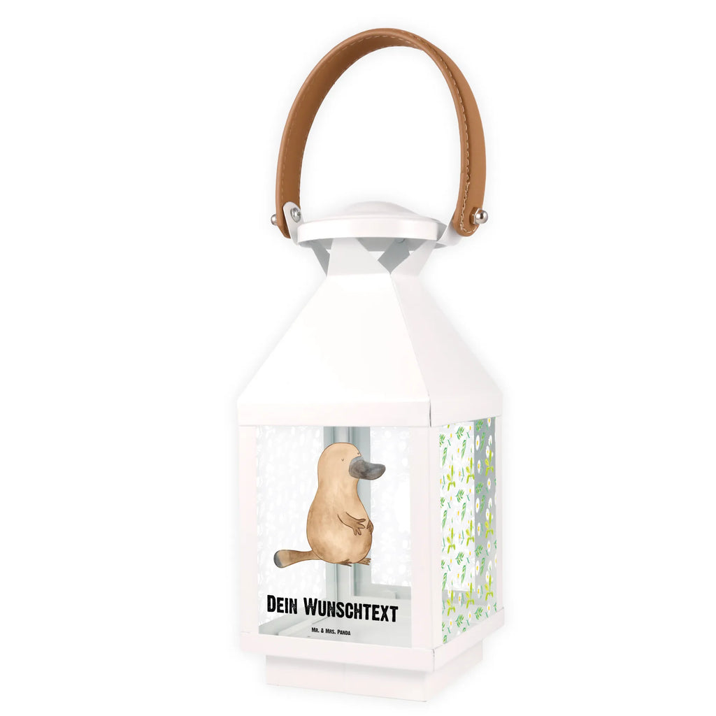 Personalisierte Deko Laterne Schnabeltier mutig Laterne Mit Griff Und Wunschname, Personalisierte Deko Laterne, Innenraum-Laterne Mit Namen, Glaslaterne Mit Wunschname, LED-Laterne Mit Namensgravur, Vintage-Laterne Personalisiert, Wetterfeste Laterne Mit Wunschname, Outdoor-Laterne Mit Wunschname, Beleuchtete Laterne Mit Namen, Gartenlaterne Personalisiert, Hängelaterne Deko Mit Namen, Laternen-Set Personalisiert, Teelichthalter Laterne Mit Wunschname, Metalllaterne Mit Namen, Kleine Laterne Mit Namensdruck, Laterne Mit Blumenmotiv Und Wunschname, Hängelaterne Mit Namensgravur, Metall Laterne, Moderne Laterne Mit Namen, Pastellfarbene Laterne Mit Namensdruck, Orientalische Laterne Mit Namensdruck, Laterne Mit Sternenmuster Und Namen, Motivlaterne Mit Namensgravur, XXL-Laterne Mit Wunschname, Romantische Laterne Mit Wunschname, Windlichtlaterne Mit Namensgravur, Landhausstil-Laterne Mit Namen, Lichterlaterne Mit Wunschname, Terrasse-Laterne Mit Wunschnamen, Leuchten, Spiegelglas-Laterne Mit Namensdruck, Laterne Deko Mit Namen, Shabby-Chic-Laterne Mit Wunschname, Klassische Laterne Mit Namensgravur, Hängeleuchte, Laternenwindlicht Mit Namen, Stellbare Laterne Mit Namen, Tischlaterne Mit Wunschname, Lichterkettenlaterne Mit Namen, Deko Laterne Mit Namen, Kerzenlaterne Mit Namensdruck, Windlicht, Skandinavische Laterne Mit Namen, Maritim-Laterne Mit Wunschname, Dekolaterne Mit Wunschname, Deko Laterne, Weiße Laterne Mit Wunschname, Rustikale Laterne Mit Namensgravur, Minimalistische Laterne Mit Namen, Holzlaterne Mit Namensdruck, Meer, Urlaub, Meerestiere, Schnabeltiere, Neuanfang, Mut, Arbeit, Motivation, Weltreise, Büro, Raodtrip, mutig, Schnabeltier, Training, Lebensweisheit, Neustart