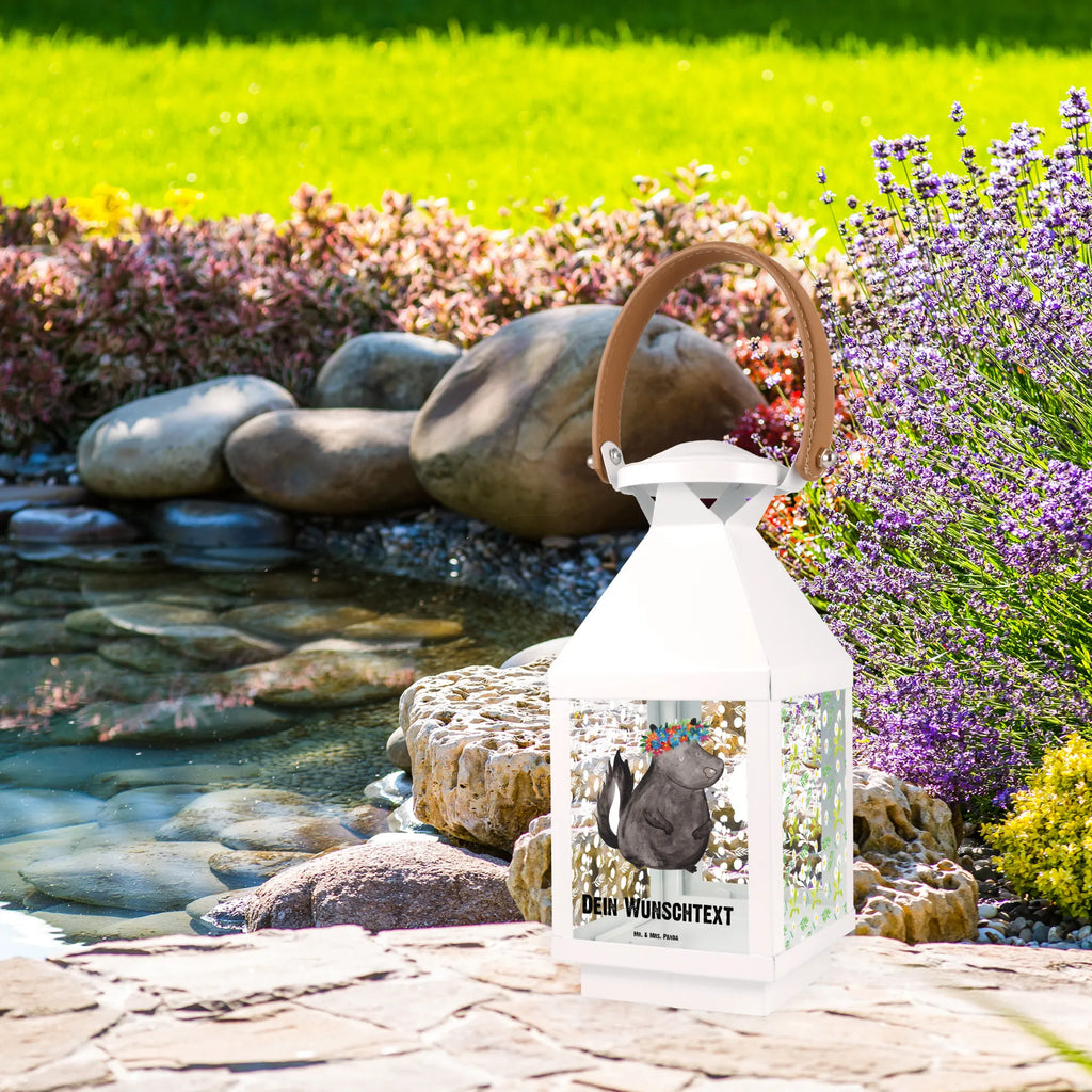 Personalisierte Deko Laterne Stinktier Blumenmaedchen Personalisierte Deko Laterne, Orientalische Laterne Mit Namensdruck, Laternen-Set Personalisiert, Laternenwindlicht Mit Namen, Romantische Laterne Mit Wunschname, LED-Laterne Mit Namensgravur, Laterne Mit Sternenmuster Und Namen, XXL-Laterne Mit Wunschname, Landhausstil-Laterne Mit Namen, Maritim-Laterne Mit Wunschname, Teelichthalter Laterne Mit Wunschname, Motivlaterne Mit Namensgravur, Klassische Laterne Mit Namensgravur, Stellbare Laterne Mit Namen, Glaslaterne Mit Wunschname, Shabby-Chic-Laterne Mit Wunschname, Laterne Mit Griff Und Wunschname, Wetterfeste Laterne Mit Wunschname, Outdoor-Laterne Mit Wunschname, Kerzenlaterne Mit Namensdruck, Hängeleuchte, Tischlaterne Mit Wunschname, Dekolaterne Mit Wunschname, Lichterlaterne Mit Wunschname, Windlichtlaterne Mit Namensgravur, Beleuchtete Laterne Mit Namen, Gartenlaterne Personalisiert, Laterne Mit Blumenmotiv Und Wunschname, Deko Laterne, Kleine Laterne Mit Namensdruck, Lichterkettenlaterne Mit Namen, Weiße Laterne Mit Wunschname, Skandinavische Laterne Mit Namen, Deko Laterne Mit Namen, Rustikale Laterne Mit Namensgravur, Minimalistische Laterne Mit Namen, Metalllaterne Mit Namen, Terrasse-Laterne Mit Wunschnamen, Moderne Laterne Mit Namen, Metall Laterne, Pastellfarbene Laterne Mit Namensdruck, Windlicht, Laterne Deko Mit Namen, Innenraum-Laterne Mit Namen, Vintage-Laterne Personalisiert, Leuchten, Hängelaterne Deko Mit Namen, Holzlaterne Mit Namensdruck, Hängelaterne Mit Namensgravur, Spiegelglas-Laterne Mit Namensdruck, Stinktier, Skunk, Stinker, Yoga, Wildtier, Raubtier, Namaste, Stinki
