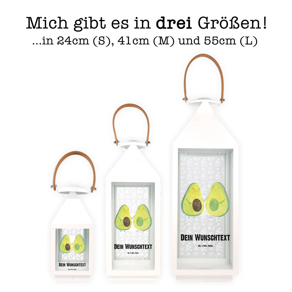 Personalisierte Deko Laterne Avocado Pärchen Motivlaterne Mit Namensgravur, Hängelaterne Deko Mit Namen, Outdoor-Laterne Mit Wunschname, Gartenlaterne Personalisiert, Deko Laterne Mit Namen, Hängeleuchte, Orientalische Laterne Mit Namensdruck, Stellbare Laterne Mit Namen, Leuchten, Shabby-Chic-Laterne Mit Wunschname, Minimalistische Laterne Mit Namen, Metall Laterne, Skandinavische Laterne Mit Namen, Laternenwindlicht Mit Namen, Innenraum-Laterne Mit Namen, Dekolaterne Mit Wunschname, XXL-Laterne Mit Wunschname, LED-Laterne Mit Namensgravur, Spiegelglas-Laterne Mit Namensdruck, Glaslaterne Mit Wunschname, Vintage-Laterne Personalisiert, Holzlaterne Mit Namensdruck, Personalisierte Deko Laterne, Kerzenlaterne Mit Namensdruck, Laternen-Set Personalisiert, Maritim-Laterne Mit Wunschname, Klassische Laterne Mit Namensgravur, Wetterfeste Laterne Mit Wunschname, Beleuchtete Laterne Mit Namen, Moderne Laterne Mit Namen, Laterne Deko Mit Namen, Lichterkettenlaterne Mit Namen, Laterne Mit Griff Und Wunschname, Tischlaterne Mit Wunschname, Landhausstil-Laterne Mit Namen, Lichterlaterne Mit Wunschname, Teelichthalter Laterne Mit Wunschname, Windlichtlaterne Mit Namensgravur, Laterne Mit Blumenmotiv Und Wunschname, Weiße Laterne Mit Wunschname, Metalllaterne Mit Namen, Terrasse-Laterne Mit Wunschnamen, Pastellfarbene Laterne Mit Namensdruck, Deko Laterne, Rustikale Laterne Mit Namensgravur, Romantische Laterne Mit Wunschname, Windlicht, Laterne Mit Sternenmuster Und Namen, Kleine Laterne Mit Namensdruck, Hängelaterne Mit Namensgravur, Avocado, Veggie, Vegan, Gesund, Schwangerschaft, Babyparty, Avocados, Familie, Liebe, Babyshower, Hochzeit, Kinder, Geburt, Avocuddle