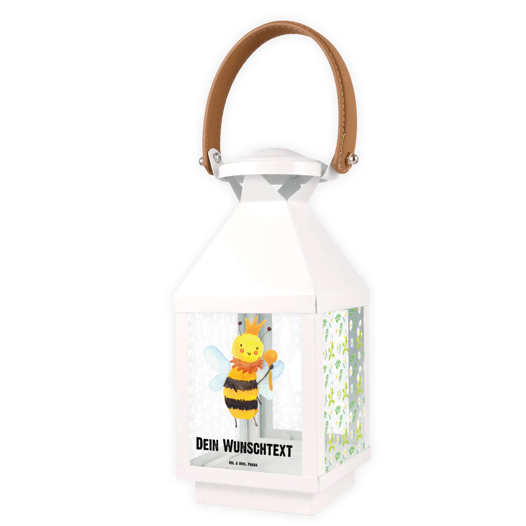 Personalisierte Deko Laterne Biene König Laterne Mit Sternenmuster Und Namen, Holzlaterne Mit Namensdruck, Motivlaterne Mit Namensgravur, Dekolaterne Mit Wunschname, Innenraum-Laterne Mit Namen, Klassische Laterne Mit Namensgravur, Deko Laterne Mit Namen, Teelichthalter Laterne Mit Wunschname, Gartenlaterne Personalisiert, Maritim-Laterne Mit Wunschname, Skandinavische Laterne Mit Namen, Stellbare Laterne Mit Namen, Laterne Mit Griff Und Wunschname, Rustikale Laterne Mit Namensgravur, Moderne Laterne Mit Namen, Weiße Laterne Mit Wunschname, Hängelaterne Mit Namensgravur, Romantische Laterne Mit Wunschname, Metalllaterne Mit Namen, LED-Laterne Mit Namensgravur, Personalisierte Deko Laterne, XXL-Laterne Mit Wunschname, Orientalische Laterne Mit Namensdruck, Laterne Deko Mit Namen, Lichterlaterne Mit Wunschname, Pastellfarbene Laterne Mit Namensdruck, Laternenwindlicht Mit Namen, Wetterfeste Laterne Mit Wunschname, Landhausstil-Laterne Mit Namen, Kerzenlaterne Mit Namensdruck, Spiegelglas-Laterne Mit Namensdruck, Lichterkettenlaterne Mit Namen, Glaslaterne Mit Wunschname, Minimalistische Laterne Mit Namen, Hängelaterne Deko Mit Namen, Kleine Laterne Mit Namensdruck, Laternen-Set Personalisiert, Shabby-Chic-Laterne Mit Wunschname, Windlichtlaterne Mit Namensgravur, Tischlaterne Mit Wunschname, Terrasse-Laterne Mit Wunschnamen, Laterne Mit Blumenmotiv Und Wunschname, Outdoor-Laterne Mit Wunschname, Beleuchtete Laterne Mit Namen, Vintage-Laterne Personalisiert, Biene, Wespe, Hummel