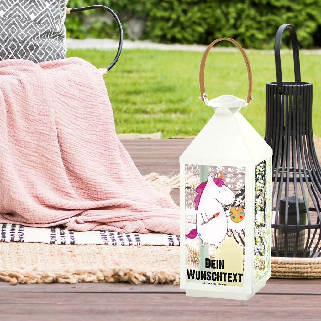 Personalisierte Deko Laterne Einhorn Künstler Hängeleuchte, Terrasse-Laterne Mit Wunschnamen, Motivlaterne Mit Namensgravur, Laternenwindlicht Mit Namen, Holzlaterne Mit Namensdruck, Metall Laterne, Hängelaterne Mit Namensgravur, Pastellfarbene Laterne Mit Namensdruck, Windlicht, Stellbare Laterne Mit Namen, Kerzenlaterne Mit Namensdruck, Metalllaterne Mit Namen, Windlichtlaterne Mit Namensgravur, Deko Laterne Mit Namen, Orientalische Laterne Mit Namensdruck, Maritim-Laterne Mit Wunschname, LED-Laterne Mit Namensgravur, Personalisierte Deko Laterne, Lichterkettenlaterne Mit Namen, Beleuchtete Laterne Mit Namen, Leuchten, Gartenlaterne Personalisiert, Laternen-Set Personalisiert, Weiße Laterne Mit Wunschname, Innenraum-Laterne Mit Namen, Tischlaterne Mit Wunschname, Vintage-Laterne Personalisiert, Rustikale Laterne Mit Namensgravur, Laterne Mit Griff Und Wunschname, Skandinavische Laterne Mit Namen, Laterne Deko Mit Namen, Romantische Laterne Mit Wunschname, Hängelaterne Deko Mit Namen, Kleine Laterne Mit Namensdruck, Dekolaterne Mit Wunschname, Laterne Mit Blumenmotiv Und Wunschname, Klassische Laterne Mit Namensgravur, Teelichthalter Laterne Mit Wunschname, Laterne Mit Sternenmuster Und Namen, Wetterfeste Laterne Mit Wunschname, Glaslaterne Mit Wunschname, Minimalistische Laterne Mit Namen, Landhausstil-Laterne Mit Namen, Shabby-Chic-Laterne Mit Wunschname, Outdoor-Laterne Mit Wunschname, Spiegelglas-Laterne Mit Namensdruck, Lichterlaterne Mit Wunschname, XXL-Laterne Mit Wunschname, Deko Laterne, Moderne Laterne Mit Namen, Einhörner, Unicorn, Einhorn Deko, Einhorn, Farbe, Geschenk, Welt, Stift, Maler, Künstler, Malen, Pinsel, Artist, Zeichnen, Englisch
