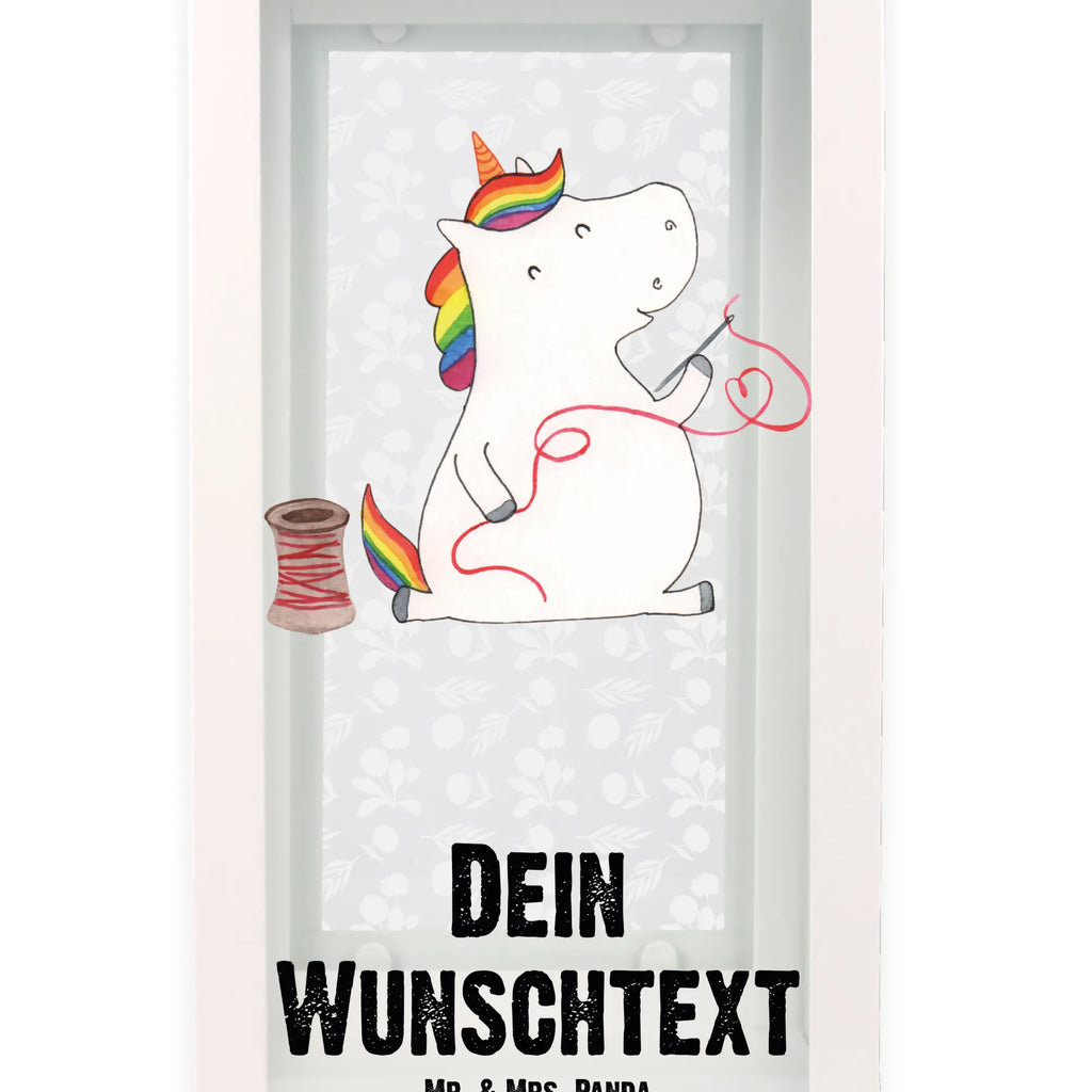 Personalisierte Deko Laterne Einhorn Näherin Moderne Laterne Mit Namen, Glaslaterne Mit Wunschname, Hängeleuchte, Personalisierte Deko Laterne, Windlicht, Laterne Mit Blumenmotiv Und Wunschname, Motivlaterne Mit Namensgravur, Terrasse-Laterne Mit Wunschnamen, Klassische Laterne Mit Namensgravur, Wetterfeste Laterne Mit Wunschname, XXL-Laterne Mit Wunschname, Stellbare Laterne Mit Namen, Laternen-Set Personalisiert, Teelichthalter Laterne Mit Wunschname, Laterne Mit Griff Und Wunschname, Weiße Laterne Mit Wunschname, Shabby-Chic-Laterne Mit Wunschname, Hängelaterne Mit Namensgravur, Leuchten, Laterne Deko Mit Namen, Pastellfarbene Laterne Mit Namensdruck, Laterne Mit Sternenmuster Und Namen, Holzlaterne Mit Namensdruck, Lichterkettenlaterne Mit Namen, Deko Laterne, Beleuchtete Laterne Mit Namen, Deko Laterne Mit Namen, Kleine Laterne Mit Namensdruck, Skandinavische Laterne Mit Namen, Minimalistische Laterne Mit Namen, Innenraum-Laterne Mit Namen, Metall Laterne, Tischlaterne Mit Wunschname, Rustikale Laterne Mit Namensgravur, Laternenwindlicht Mit Namen, Gartenlaterne Personalisiert, Orientalische Laterne Mit Namensdruck, Spiegelglas-Laterne Mit Namensdruck, Landhausstil-Laterne Mit Namen, Dekolaterne Mit Wunschname, Outdoor-Laterne Mit Wunschname, Hängelaterne Deko Mit Namen, Windlichtlaterne Mit Namensgravur, Kerzenlaterne Mit Namensdruck, Maritim-Laterne Mit Wunschname, LED-Laterne Mit Namensgravur, Romantische Laterne Mit Wunschname, Metalllaterne Mit Namen, Lichterlaterne Mit Wunschname, Vintage-Laterne Personalisiert, Einhörner, Unicorn, Einhorn Deko, Einhorn, Nähen, Nähzimmer, Näherin, Mädchen, Basteln, Stricken, Freundin, Häkeln