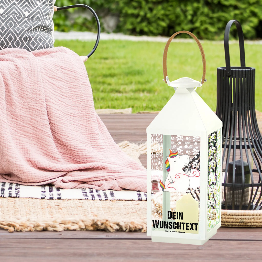 Personalisierte Deko Laterne Einhorn Näherin Moderne Laterne Mit Namen, Glaslaterne Mit Wunschname, Hängeleuchte, Personalisierte Deko Laterne, Windlicht, Laterne Mit Blumenmotiv Und Wunschname, Motivlaterne Mit Namensgravur, Terrasse-Laterne Mit Wunschnamen, Klassische Laterne Mit Namensgravur, Wetterfeste Laterne Mit Wunschname, XXL-Laterne Mit Wunschname, Stellbare Laterne Mit Namen, Laternen-Set Personalisiert, Teelichthalter Laterne Mit Wunschname, Laterne Mit Griff Und Wunschname, Weiße Laterne Mit Wunschname, Shabby-Chic-Laterne Mit Wunschname, Hängelaterne Mit Namensgravur, Leuchten, Laterne Deko Mit Namen, Pastellfarbene Laterne Mit Namensdruck, Laterne Mit Sternenmuster Und Namen, Holzlaterne Mit Namensdruck, Lichterkettenlaterne Mit Namen, Deko Laterne, Beleuchtete Laterne Mit Namen, Deko Laterne Mit Namen, Kleine Laterne Mit Namensdruck, Skandinavische Laterne Mit Namen, Minimalistische Laterne Mit Namen, Innenraum-Laterne Mit Namen, Metall Laterne, Tischlaterne Mit Wunschname, Rustikale Laterne Mit Namensgravur, Laternenwindlicht Mit Namen, Gartenlaterne Personalisiert, Orientalische Laterne Mit Namensdruck, Spiegelglas-Laterne Mit Namensdruck, Landhausstil-Laterne Mit Namen, Dekolaterne Mit Wunschname, Outdoor-Laterne Mit Wunschname, Hängelaterne Deko Mit Namen, Windlichtlaterne Mit Namensgravur, Kerzenlaterne Mit Namensdruck, Maritim-Laterne Mit Wunschname, LED-Laterne Mit Namensgravur, Romantische Laterne Mit Wunschname, Metalllaterne Mit Namen, Lichterlaterne Mit Wunschname, Vintage-Laterne Personalisiert, Einhörner, Unicorn, Einhorn Deko, Einhorn, Nähen, Nähzimmer, Näherin, Mädchen, Basteln, Stricken, Freundin, Häkeln