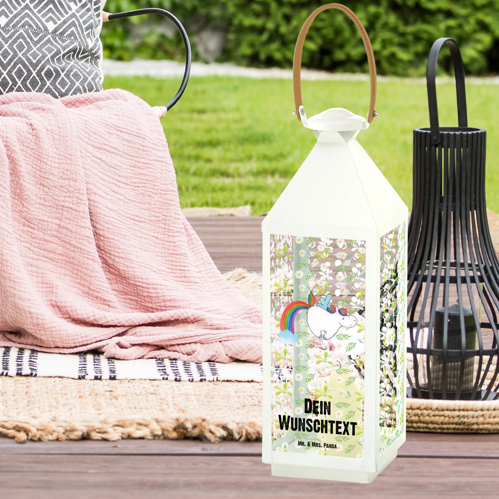 Personalisierte Deko Laterne Einhorn Fliegendes Pferd Spiegelglas-Laterne Mit Namensdruck, Stellbare Laterne Mit Namen, XXL-Laterne Mit Wunschname, Vintage-Laterne Personalisiert, Skandinavische Laterne Mit Namen, Laterne Deko Mit Namen, Motivlaterne Mit Namensgravur, Landhausstil-Laterne Mit Namen, Laternenwindlicht Mit Namen, Hängelaterne Mit Namensgravur, Glaslaterne Mit Wunschname, Weiße Laterne Mit Wunschname, Holzlaterne Mit Namensdruck, Laterne Mit Sternenmuster Und Namen, Tischlaterne Mit Wunschname, Rustikale Laterne Mit Namensgravur, LED-Laterne Mit Namensgravur, Wetterfeste Laterne Mit Wunschname, Shabby-Chic-Laterne Mit Wunschname, Teelichthalter Laterne Mit Wunschname, Moderne Laterne Mit Namen, Innenraum-Laterne Mit Namen, Hängelaterne Deko Mit Namen, Laterne Mit Blumenmotiv Und Wunschname, Klassische Laterne Mit Namensgravur, Kleine Laterne Mit Namensdruck, Terrasse-Laterne Mit Wunschnamen, Personalisierte Deko Laterne, Minimalistische Laterne Mit Namen, Maritim-Laterne Mit Wunschname, Orientalische Laterne Mit Namensdruck, Dekolaterne Mit Wunschname, Outdoor-Laterne Mit Wunschname, Windlichtlaterne Mit Namensgravur, Deko Laterne Mit Namen, Romantische Laterne Mit Wunschname, Lichterkettenlaterne Mit Namen, Kerzenlaterne Mit Namensdruck, Metalllaterne Mit Namen, Lichterlaterne Mit Wunschname, Beleuchtete Laterne Mit Namen, Gartenlaterne Personalisiert, Pastellfarbene Laterne Mit Namensdruck, Laternen-Set Personalisiert, Laterne Mit Griff Und Wunschname, Einhorn, Einhörner, Einhorn Deko, Unicorn, Spielen, Regenbogen, Erwachsenwerden, Realität, Glitzer