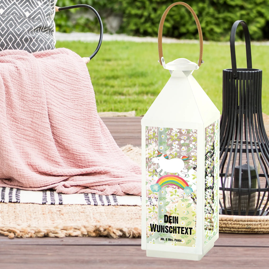Personalisierte Deko Laterne Einhorn Regenbogen Shabby-Chic-Laterne Mit Wunschname, Wetterfeste Laterne Mit Wunschname, Spiegelglas-Laterne Mit Namensdruck, Laterne Deko Mit Namen, Pastellfarbene Laterne Mit Namensdruck, Windlichtlaterne Mit Namensgravur, Orientalische Laterne Mit Namensdruck, Laternen-Set Personalisiert, Hängelaterne Mit Namensgravur, Romantische Laterne Mit Wunschname, Terrasse-Laterne Mit Wunschnamen, Landhausstil-Laterne Mit Namen, Laterne Mit Sternenmuster Und Namen, Holzlaterne Mit Namensdruck, Lichterlaterne Mit Wunschname, Motivlaterne Mit Namensgravur, Klassische Laterne Mit Namensgravur, Glaslaterne Mit Wunschname, Metalllaterne Mit Namen, Kleine Laterne Mit Namensdruck, Dekolaterne Mit Wunschname, Rustikale Laterne Mit Namensgravur, Stellbare Laterne Mit Namen, Personalisierte Deko Laterne, LED-Laterne Mit Namensgravur, Vintage-Laterne Personalisiert, Moderne Laterne Mit Namen, Hängelaterne Deko Mit Namen, Skandinavische Laterne Mit Namen, Innenraum-Laterne Mit Namen, Kerzenlaterne Mit Namensdruck, Laterne Mit Blumenmotiv Und Wunschname, Lichterkettenlaterne Mit Namen, Teelichthalter Laterne Mit Wunschname, XXL-Laterne Mit Wunschname, Laternenwindlicht Mit Namen, Tischlaterne Mit Wunschname, Beleuchtete Laterne Mit Namen, Minimalistische Laterne Mit Namen, Maritim-Laterne Mit Wunschname, Weiße Laterne Mit Wunschname, Laterne Mit Griff Und Wunschname, Outdoor-Laterne Mit Wunschname, Gartenlaterne Personalisiert, Deko Laterne Mit Namen, Einhorn, Einhörner, Einhorn Deko, Unicorn, Regenbogen, Erwachsenwerden, Einhornpower, Glitzer, Einhornautobahn