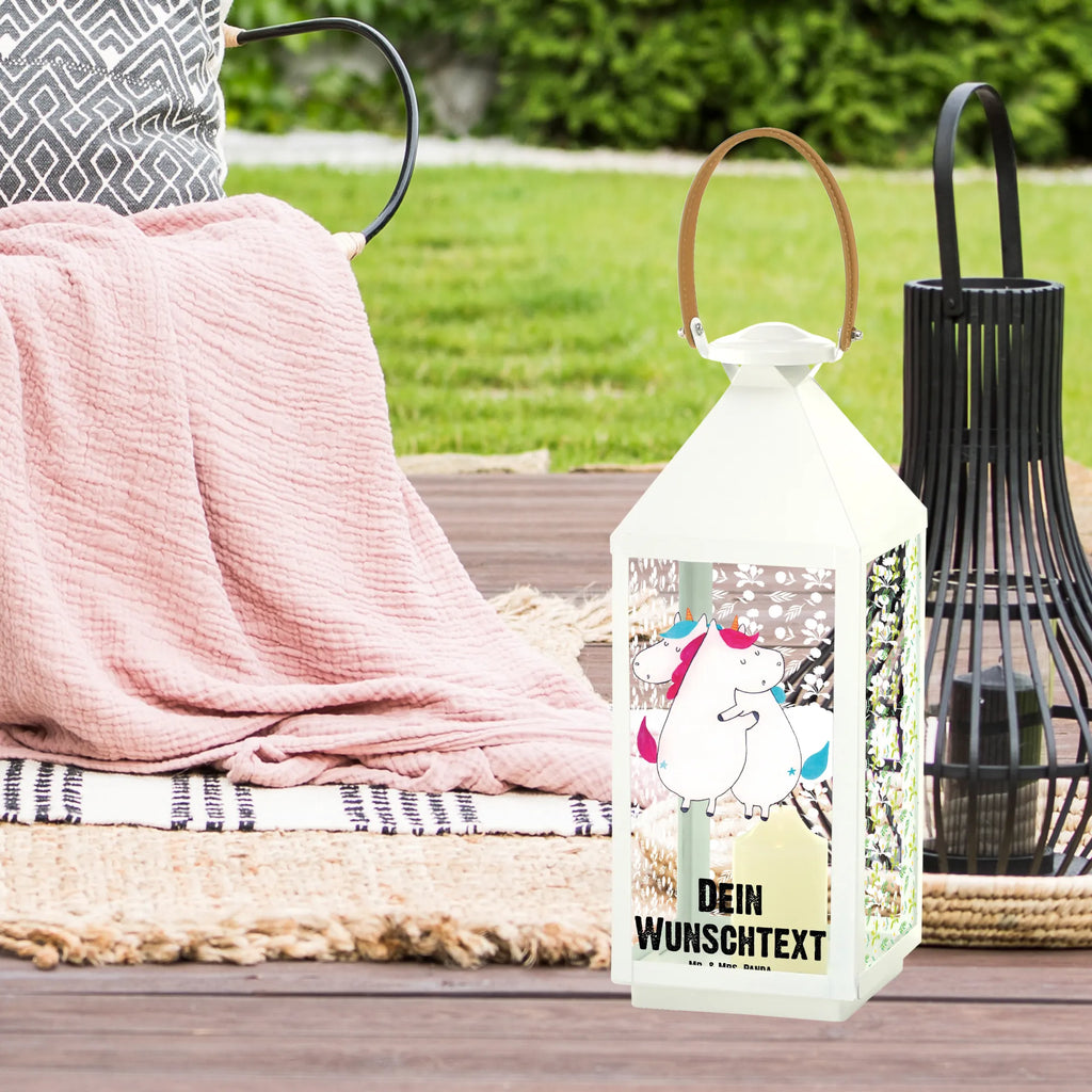 Personalisierte Deko Laterne Einhörner Umarmen Shabby-Chic-Laterne Mit Wunschname, Laternen-Set Personalisiert, Kleine Laterne Mit Namensdruck, Hängelaterne Deko Mit Namen, Laterne Mit Griff Und Wunschname, Moderne Laterne Mit Namen, LED-Laterne Mit Namensgravur, Laternenwindlicht Mit Namen, Vintage-Laterne Personalisiert, Klassische Laterne Mit Namensgravur, Orientalische Laterne Mit Namensdruck, Laterne Mit Sternenmuster Und Namen, Landhausstil-Laterne Mit Namen, Innenraum-Laterne Mit Namen, Hängelaterne Mit Namensgravur, Rustikale Laterne Mit Namensgravur, Holzlaterne Mit Namensdruck, Gartenlaterne Personalisiert, Personalisierte Deko Laterne, Spiegelglas-Laterne Mit Namensdruck, Teelichthalter Laterne Mit Wunschname, Deko Laterne Mit Namen, Motivlaterne Mit Namensgravur, Metalllaterne Mit Namen, XXL-Laterne Mit Wunschname, Romantische Laterne Mit Wunschname, Tischlaterne Mit Wunschname, Wetterfeste Laterne Mit Wunschname, Weiße Laterne Mit Wunschname, Pastellfarbene Laterne Mit Namensdruck, Beleuchtete Laterne Mit Namen, Terrasse-Laterne Mit Wunschnamen, Dekolaterne Mit Wunschname, Laterne Mit Blumenmotiv Und Wunschname, Stellbare Laterne Mit Namen, Laterne Deko Mit Namen, Skandinavische Laterne Mit Namen, Minimalistische Laterne Mit Namen, Lichterkettenlaterne Mit Namen, Outdoor-Laterne Mit Wunschname, Glaslaterne Mit Wunschname, Maritim-Laterne Mit Wunschname, Windlichtlaterne Mit Namensgravur, Kerzenlaterne Mit Namensdruck, Lichterlaterne Mit Wunschname, Einhorn, Einhörner, Einhorn Deko, Unicorn, Freundin, Schwester, Geschwister, Schwestern, Familie, Sister, Freundinnen, BFF, Liebe