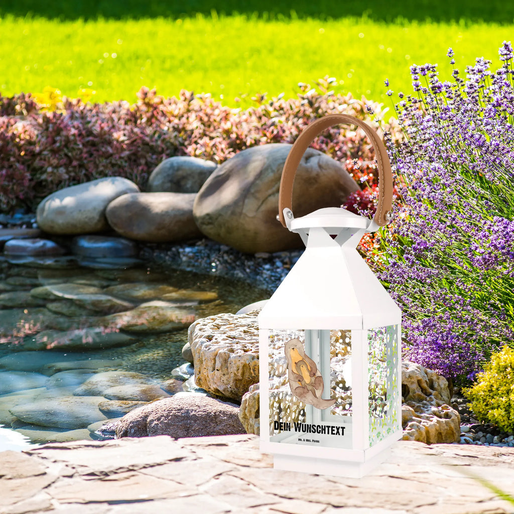 Personalisierte Deko Laterne Otter mit Kind Skandinavische Laterne Mit Namen, Pastellfarbene Laterne Mit Namensdruck, Kerzenlaterne Mit Namensdruck, Orientalische Laterne Mit Namensdruck, Outdoor-Laterne Mit Wunschname, Tischlaterne Mit Wunschname, Glaslaterne Mit Wunschname, Laternen-Set Personalisiert, Beleuchtete Laterne Mit Namen, Vintage-Laterne Personalisiert, Landhausstil-Laterne Mit Namen, Laterne Deko Mit Namen, Lichterkettenlaterne Mit Namen, Terrasse-Laterne Mit Wunschnamen, Hängelaterne Deko Mit Namen, Laterne Mit Sternenmuster Und Namen, Dekolaterne Mit Wunschname, Metalllaterne Mit Namen, XXL-Laterne Mit Wunschname, Romantische Laterne Mit Wunschname, Rustikale Laterne Mit Namensgravur, Weiße Laterne Mit Wunschname, Lichterlaterne Mit Wunschname, Stellbare Laterne Mit Namen, Innenraum-Laterne Mit Namen, Teelichthalter Laterne Mit Wunschname, Gartenlaterne Personalisiert, LED-Laterne Mit Namensgravur, Laternenwindlicht Mit Namen, Minimalistische Laterne Mit Namen, Spiegelglas-Laterne Mit Namensdruck, Personalisierte Deko Laterne, Laterne Mit Griff Und Wunschname, Windlichtlaterne Mit Namensgravur, Moderne Laterne Mit Namen, Shabby-Chic-Laterne Mit Wunschname, Hängelaterne Mit Namensgravur, Motivlaterne Mit Namensgravur, Laterne Mit Blumenmotiv Und Wunschname, Klassische Laterne Mit Namensgravur, Kleine Laterne Mit Namensdruck, Holzlaterne Mit Namensdruck, Wetterfeste Laterne Mit Wunschname, Maritim-Laterne Mit Wunschname, Deko Laterne Mit Namen, Otter, Fischotter, Seeotter, Otter Seeotter See Otter