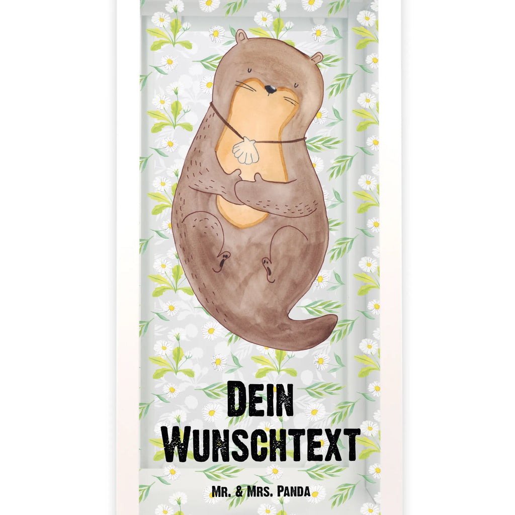Personalisierte Deko Laterne Otter mit Muschelmedaillon Personalisierte Deko Laterne, Holzlaterne Mit Namensdruck, Metalllaterne Mit Namen, Shabby-Chic-Laterne Mit Wunschname, Kerzenlaterne Mit Namensdruck, Beleuchtete Laterne Mit Namen, XXL-Laterne Mit Wunschname, Kleine Laterne Mit Namensdruck, Deko Laterne Mit Namen, Laterne Mit Blumenmotiv Und Wunschname, Innenraum-Laterne Mit Namen, Spiegelglas-Laterne Mit Namensdruck, Laternenwindlicht Mit Namen, Outdoor-Laterne Mit Wunschname, Landhausstil-Laterne Mit Namen, Minimalistische Laterne Mit Namen, Laternen-Set Personalisiert, Maritim-Laterne Mit Wunschname, Hängelaterne Mit Namensgravur, Laterne Mit Sternenmuster Und Namen, Terrasse-Laterne Mit Wunschnamen, Romantische Laterne Mit Wunschname, Teelichthalter Laterne Mit Wunschname, Laterne Mit Griff Und Wunschname, Weiße Laterne Mit Wunschname, Moderne Laterne Mit Namen, Wetterfeste Laterne Mit Wunschname, Gartenlaterne Personalisiert, Lichterkettenlaterne Mit Namen, Pastellfarbene Laterne Mit Namensdruck, Windlichtlaterne Mit Namensgravur, Glaslaterne Mit Wunschname, Rustikale Laterne Mit Namensgravur, LED-Laterne Mit Namensgravur, Klassische Laterne Mit Namensgravur, Orientalische Laterne Mit Namensdruck, Hängelaterne Deko Mit Namen, Stellbare Laterne Mit Namen, Lichterlaterne Mit Wunschname, Tischlaterne Mit Wunschname, Laterne Deko Mit Namen, Dekolaterne Mit Wunschname, Motivlaterne Mit Namensgravur, Vintage-Laterne Personalisiert, Skandinavische Laterne Mit Namen, Otter, Fischotter, Seeotter, Tagträumen, Otterliebe, Büro, Motivation, grübeln, träumen